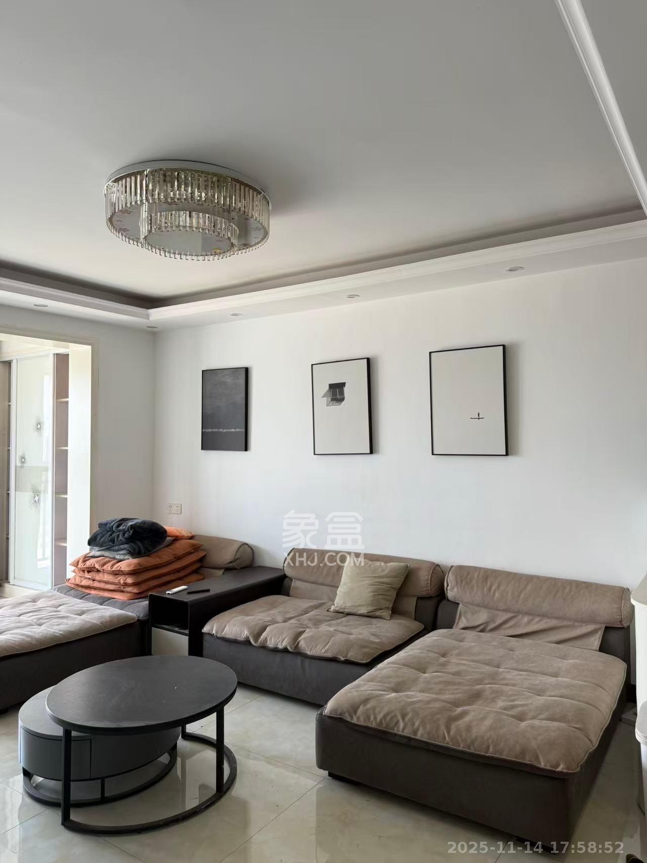 新城国际花都  2室1厅1卫    1500.0元/月