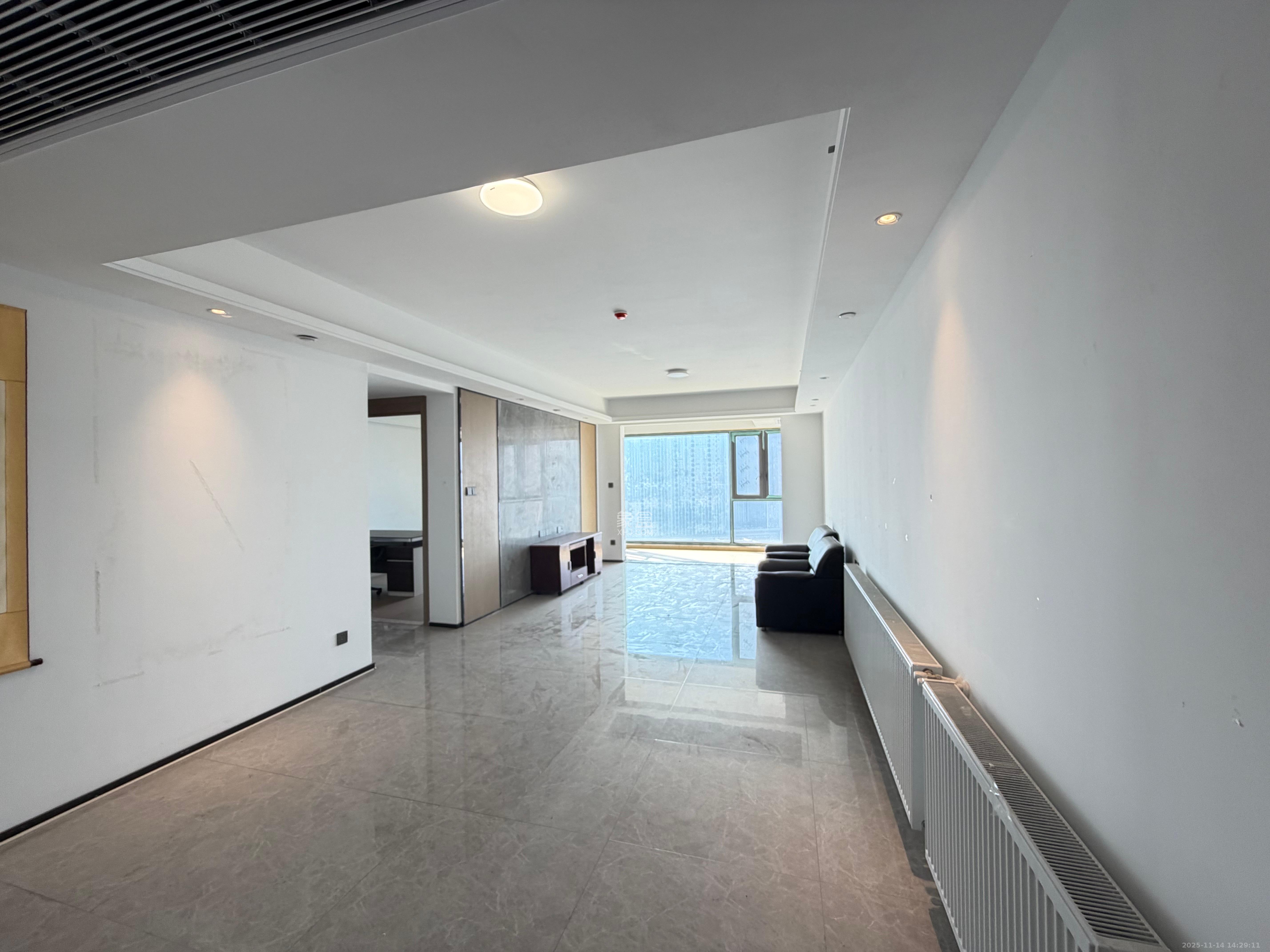 长房星城天地 3室1厅2卫 4100.0元/月 长房星城天地 3室1厅2卫 4100.0元/月室内图