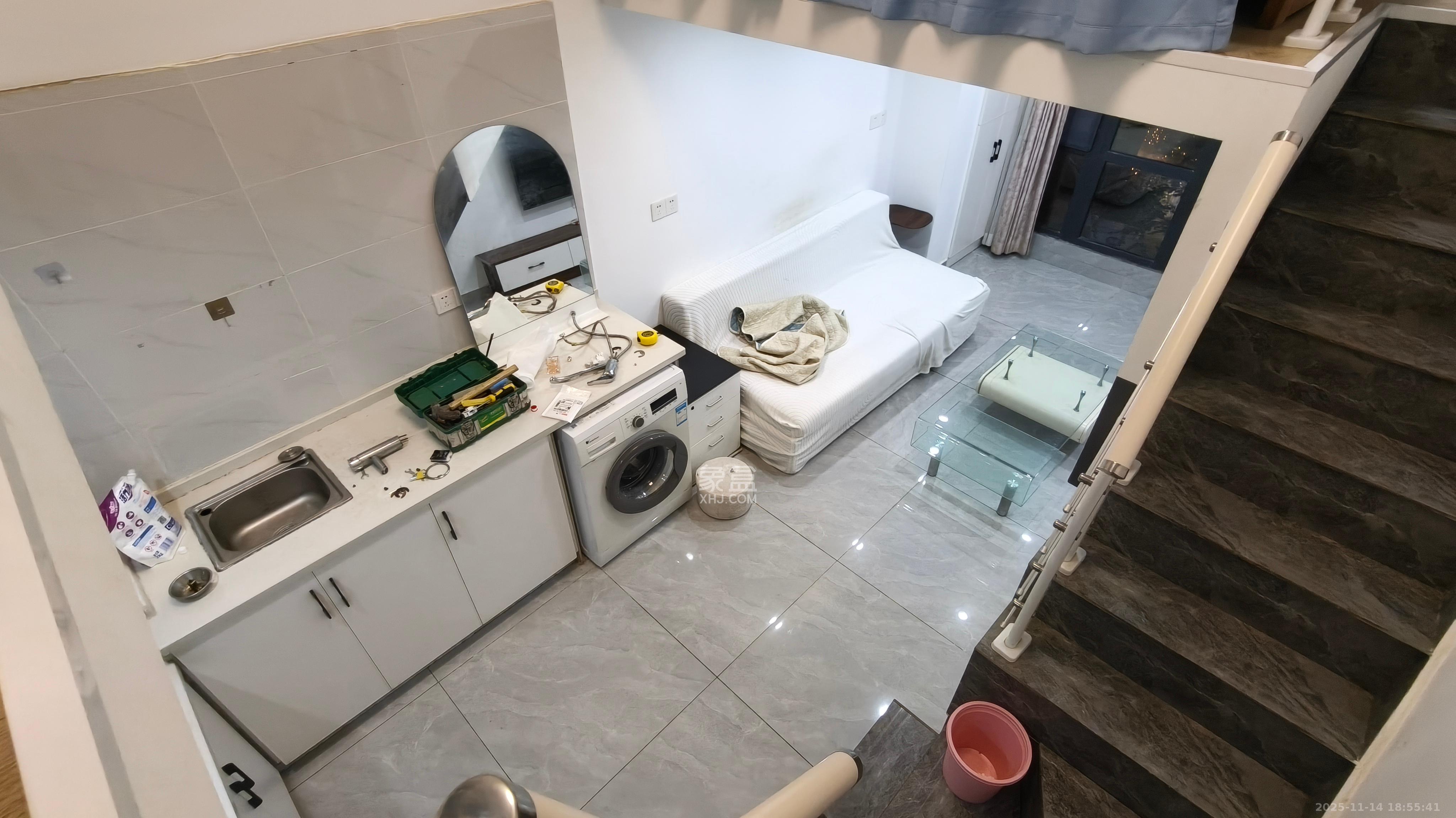 新长海漓湘悦  1室0厅0卫    1700.0元/月