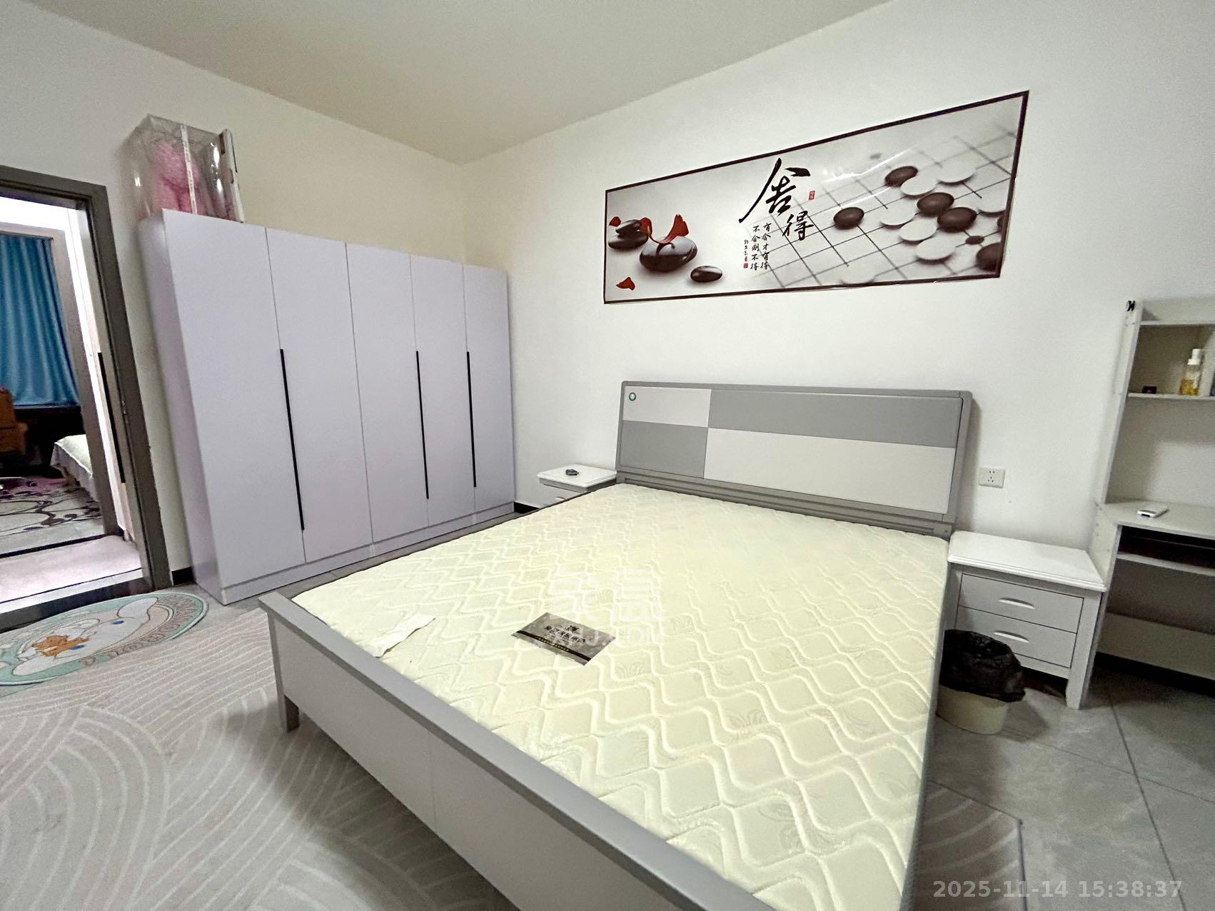 植物油宿舍 1室1厅1卫 2000.0元/月 植物油宿舍 1室1厅1卫 2000.0元/月室内图