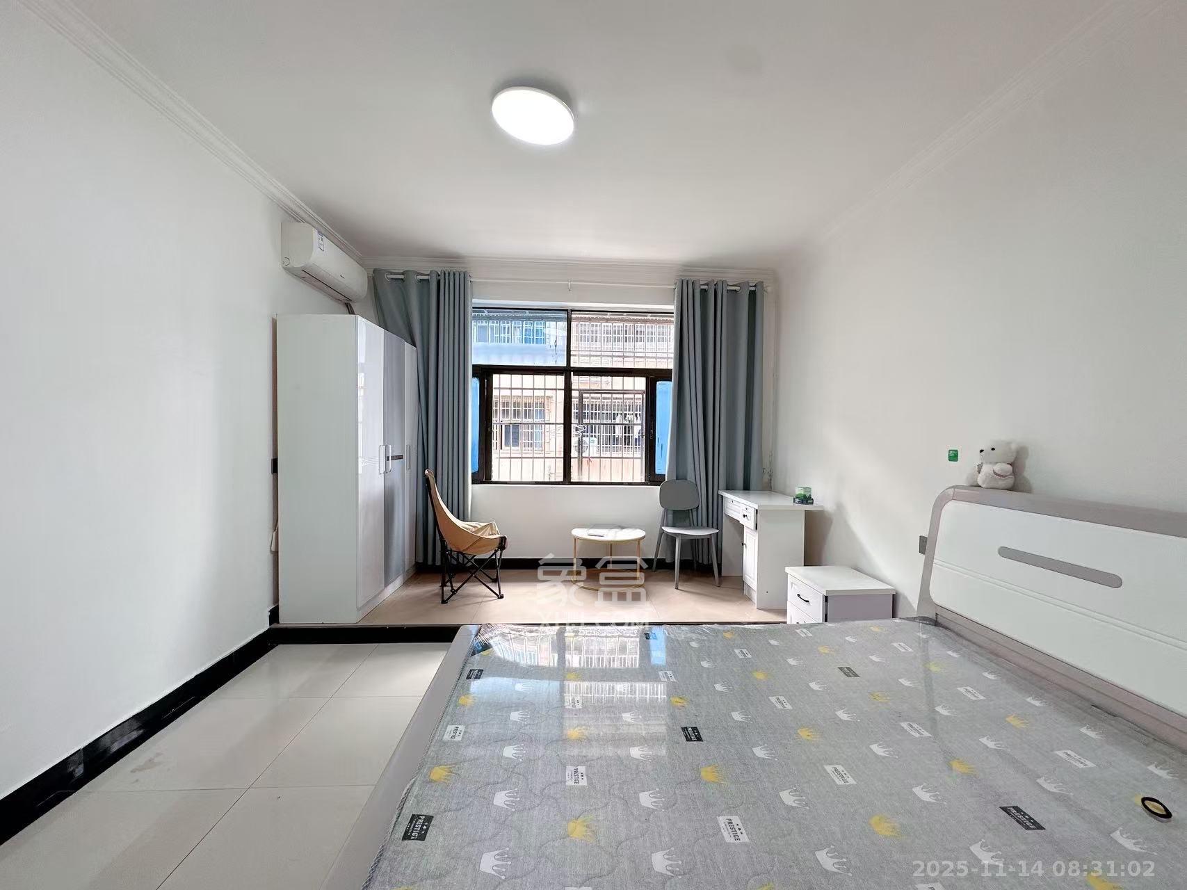 梅溪湖浪琴湾燕联小区 1室0厅0卫 1154.0元/月 梅溪湖浪琴湾燕联小区 1室0厅0卫 1154.0元/月室内图