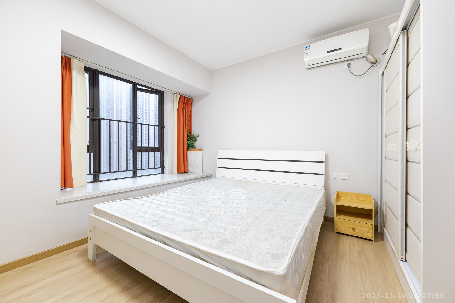 时代倾城二期 2室2厅1卫 58.0万 时代倾城二期 2室2厅1卫 58.0万卧室