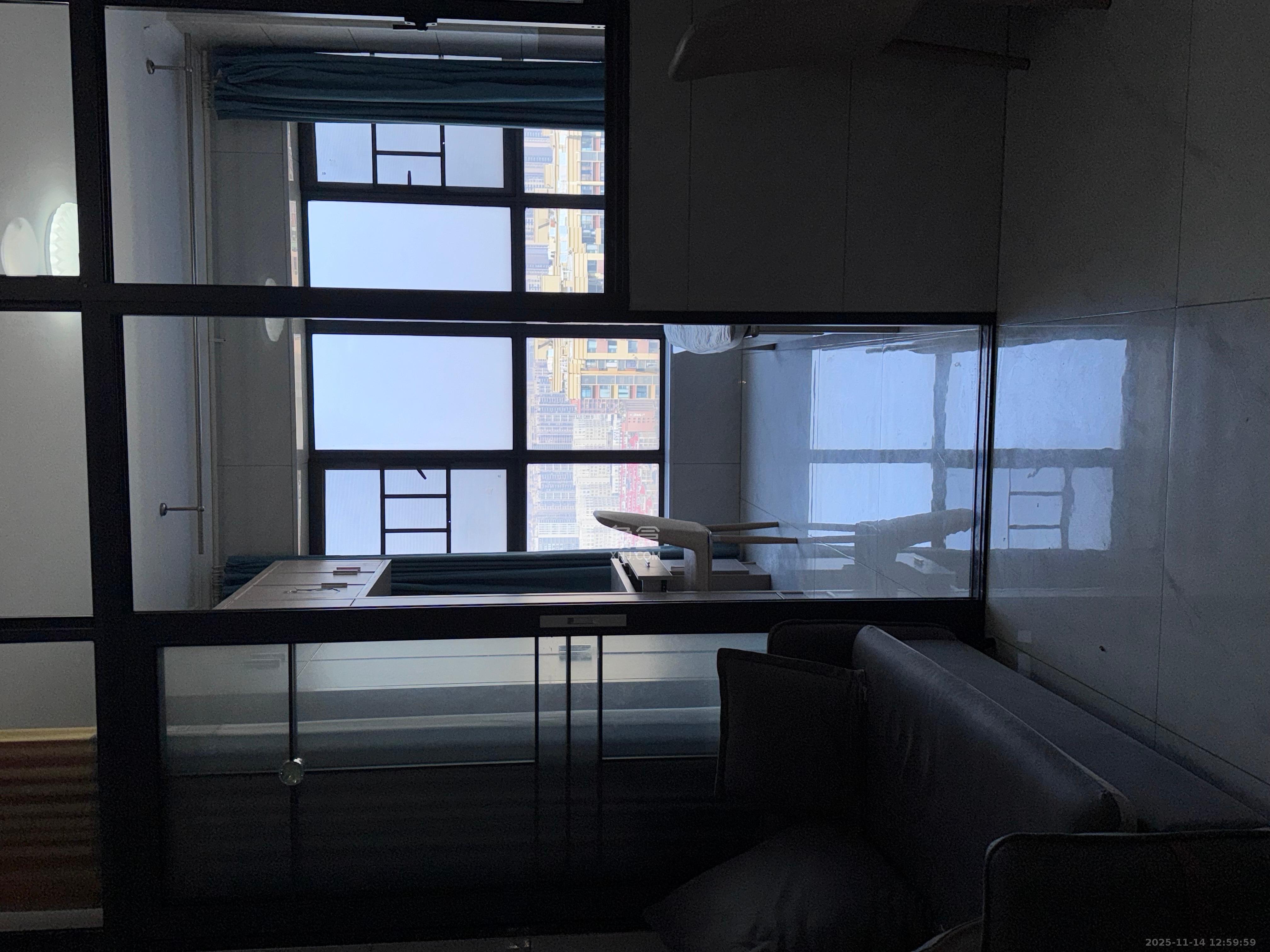 中南国际眼镜城（中伟商业中心）  1室0厅0卫    1200.0元/月室内图1