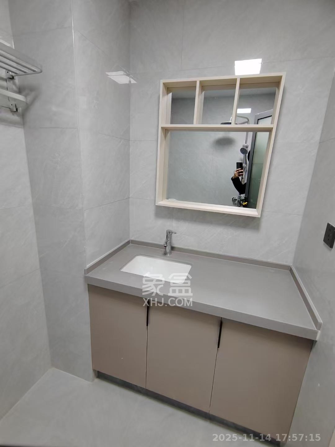 卓越伊景寓  1室1厅1卫    1500.0元/月室内图