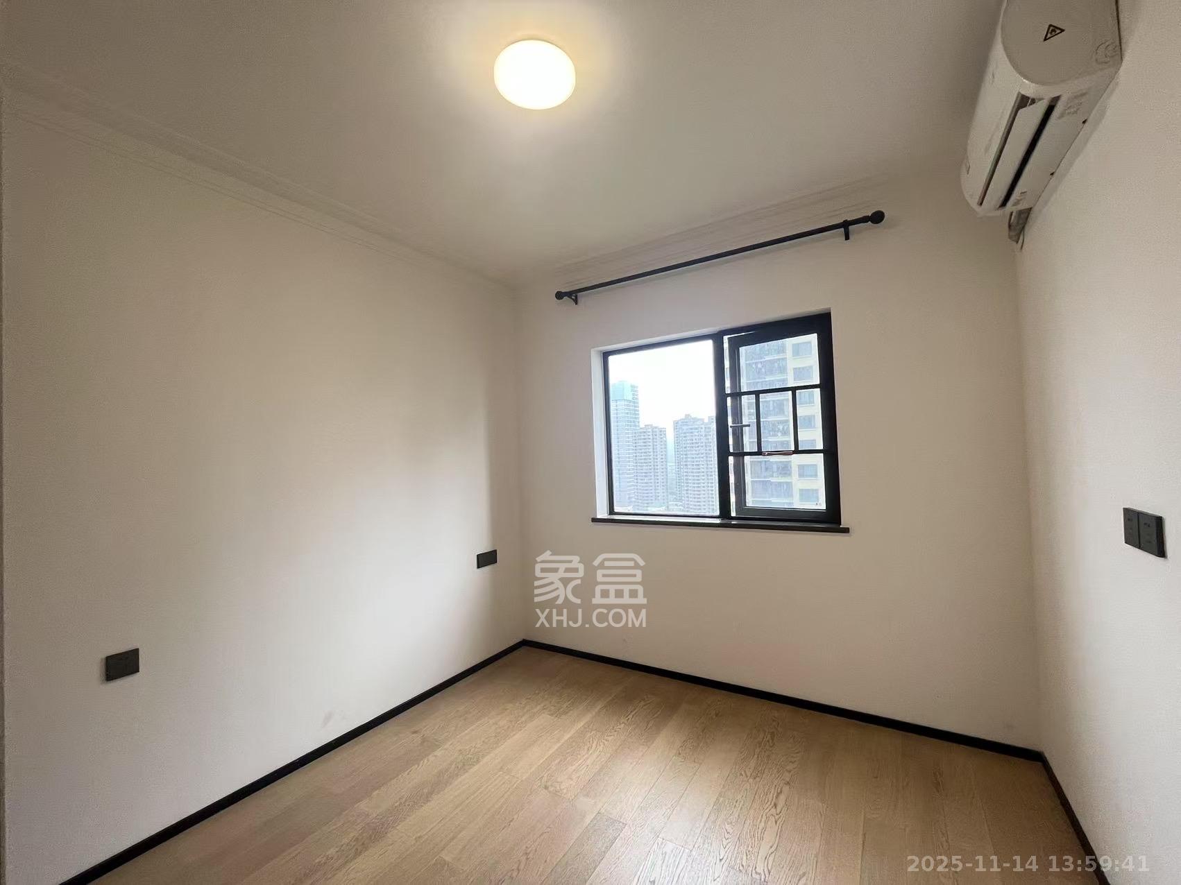 万科金域蓝湾  4室2厅2卫    4200.0元/月室内图