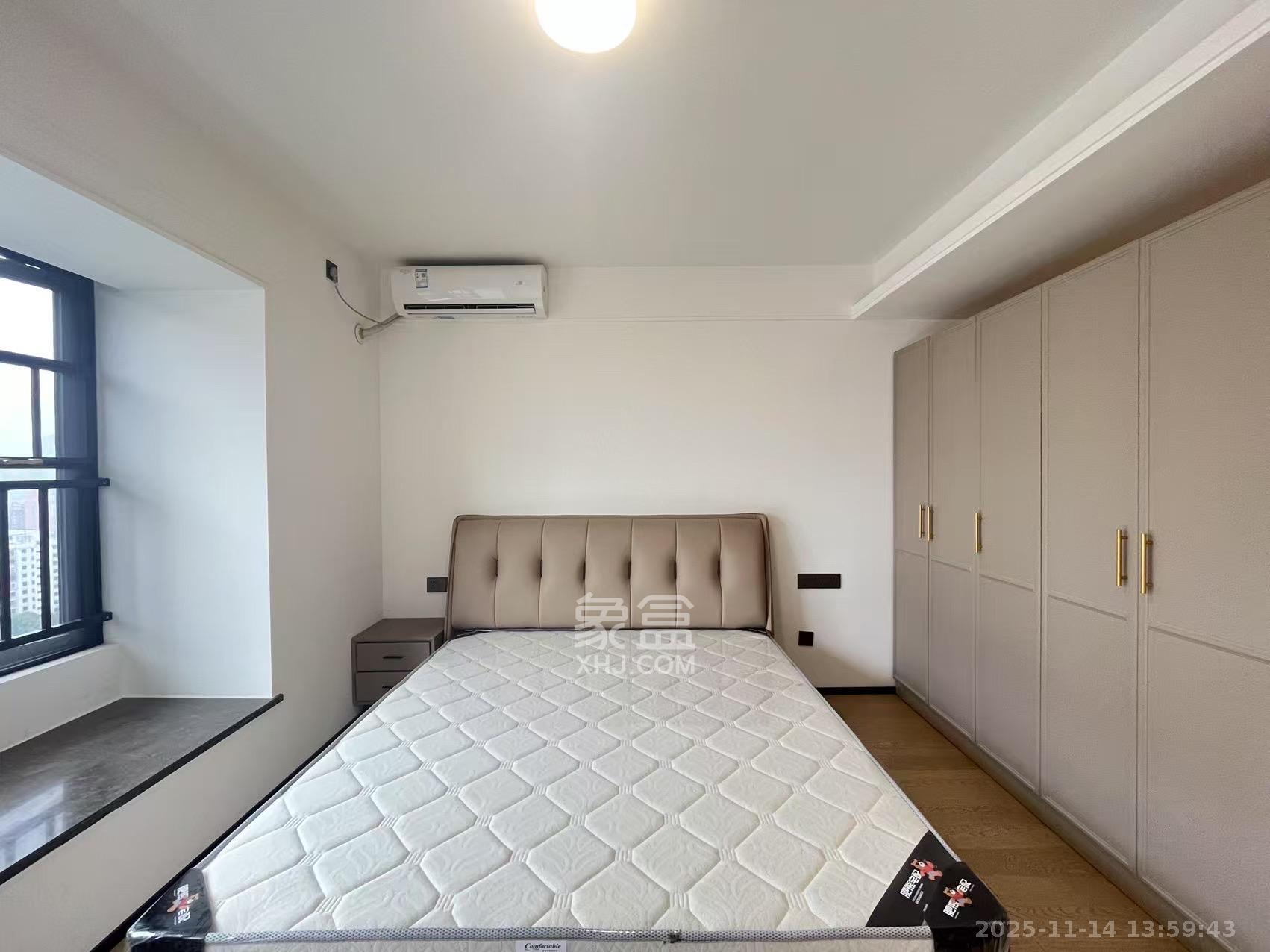 万科金域蓝湾 4室2厅2卫 4200.0元/月 万科金域蓝湾 4室2厅2卫 4200.0元/月室内图