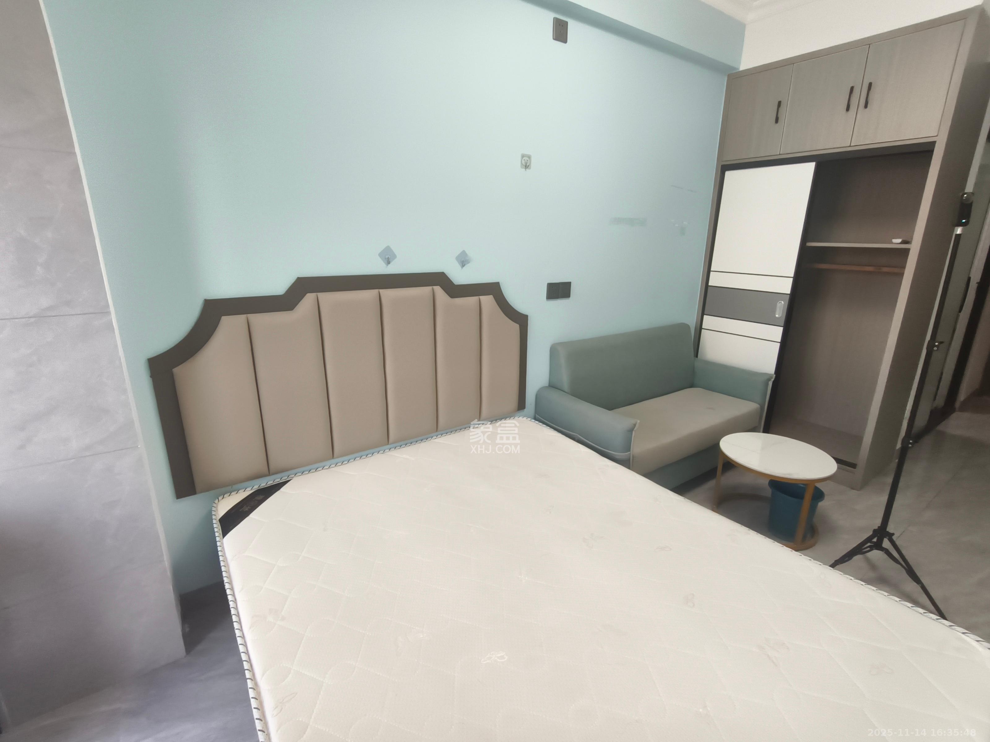 万科金色梦想D区 1室1厅1卫 1100.0元/月 万科金色梦想D区 1室1厅1卫 1100.0元/月室内图