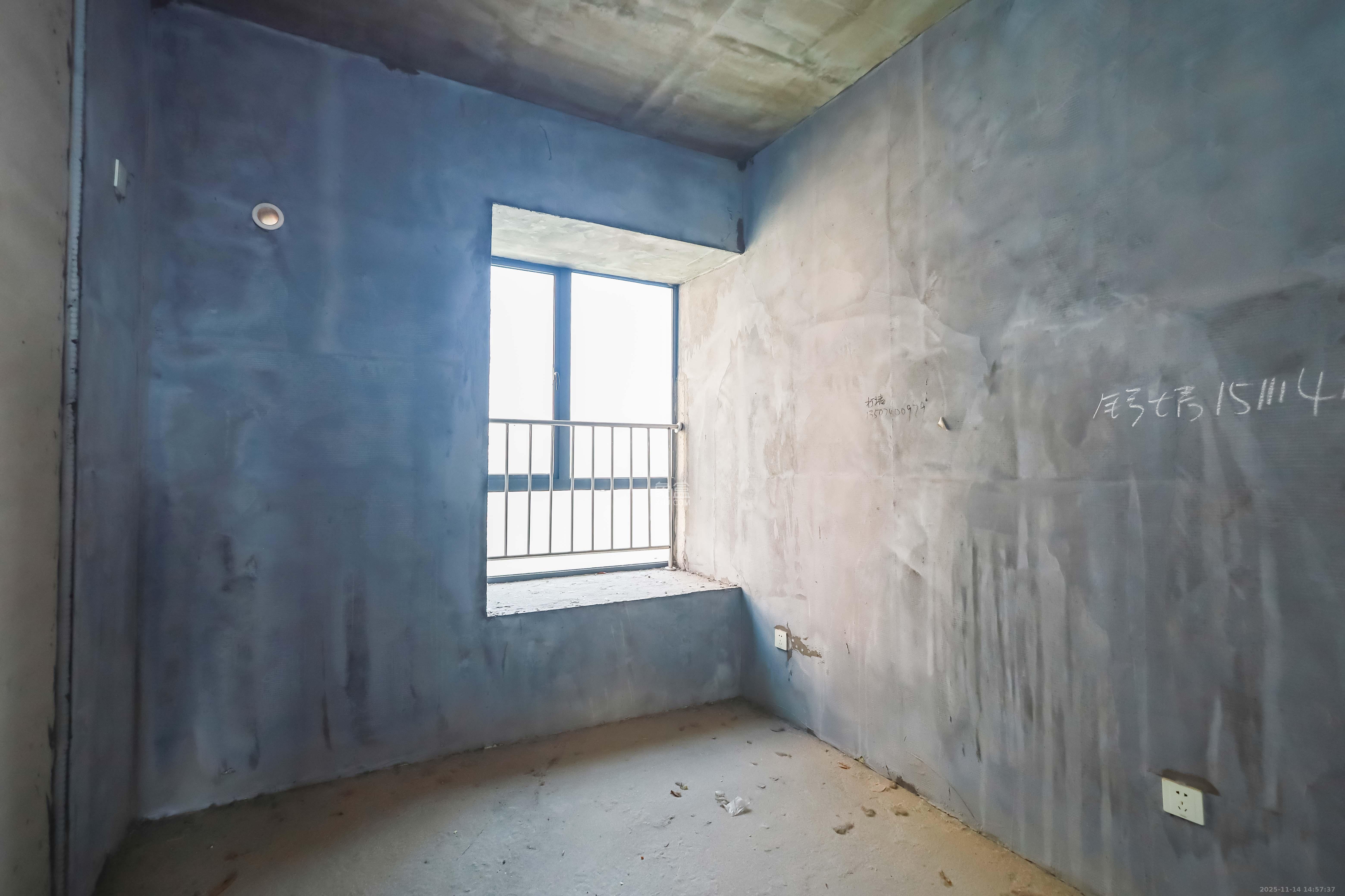 盛世耀凯 3室2厅1卫 68.0万 盛世耀凯 3室2厅1卫 68.0万卧室