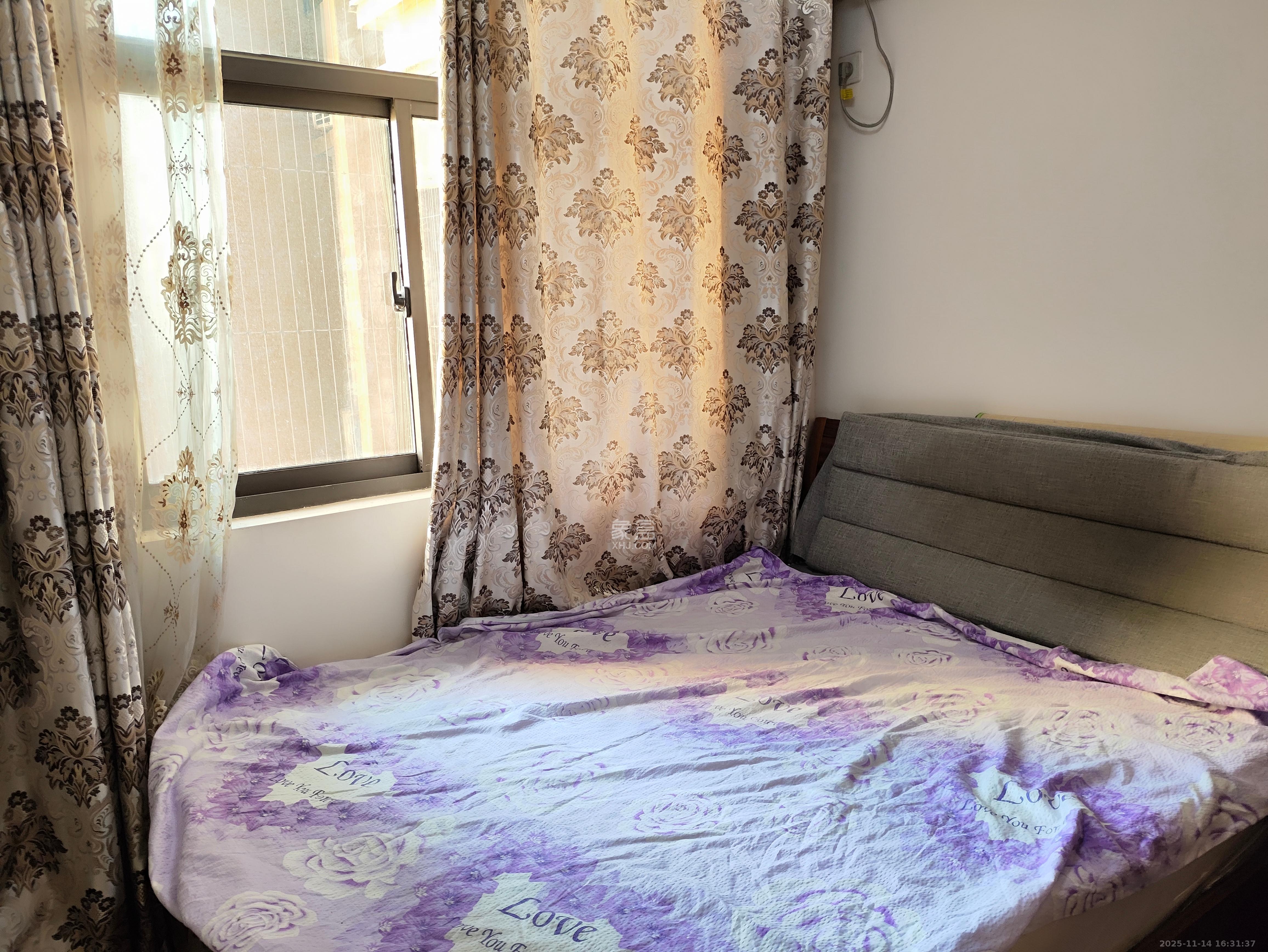 钱隆樽品(一、二、三期)  3室2厅2卫    2500.0元/月室内图