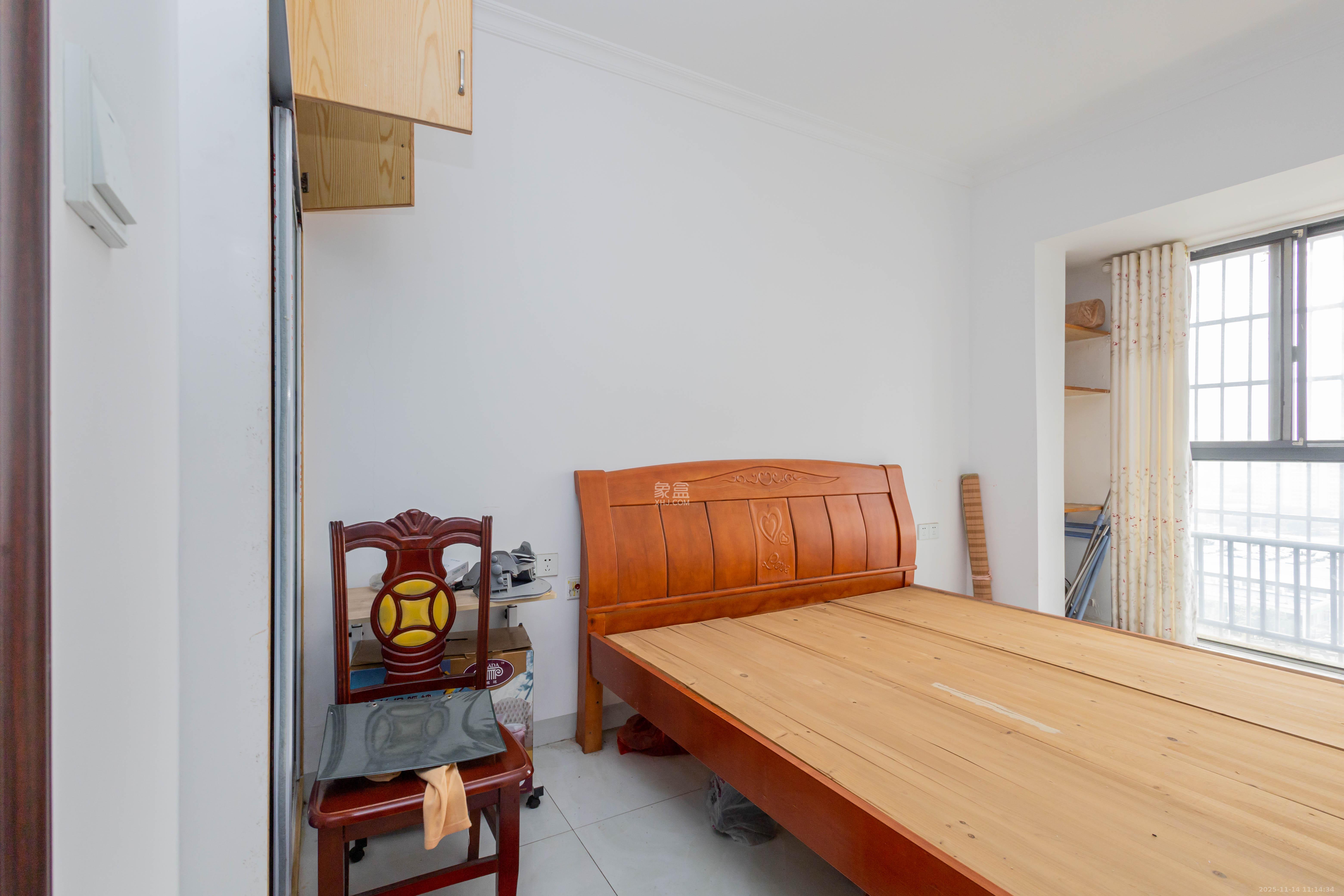 东业上城嘉苑（晟悦国际）  2室2厅1卫    48.8万卧室