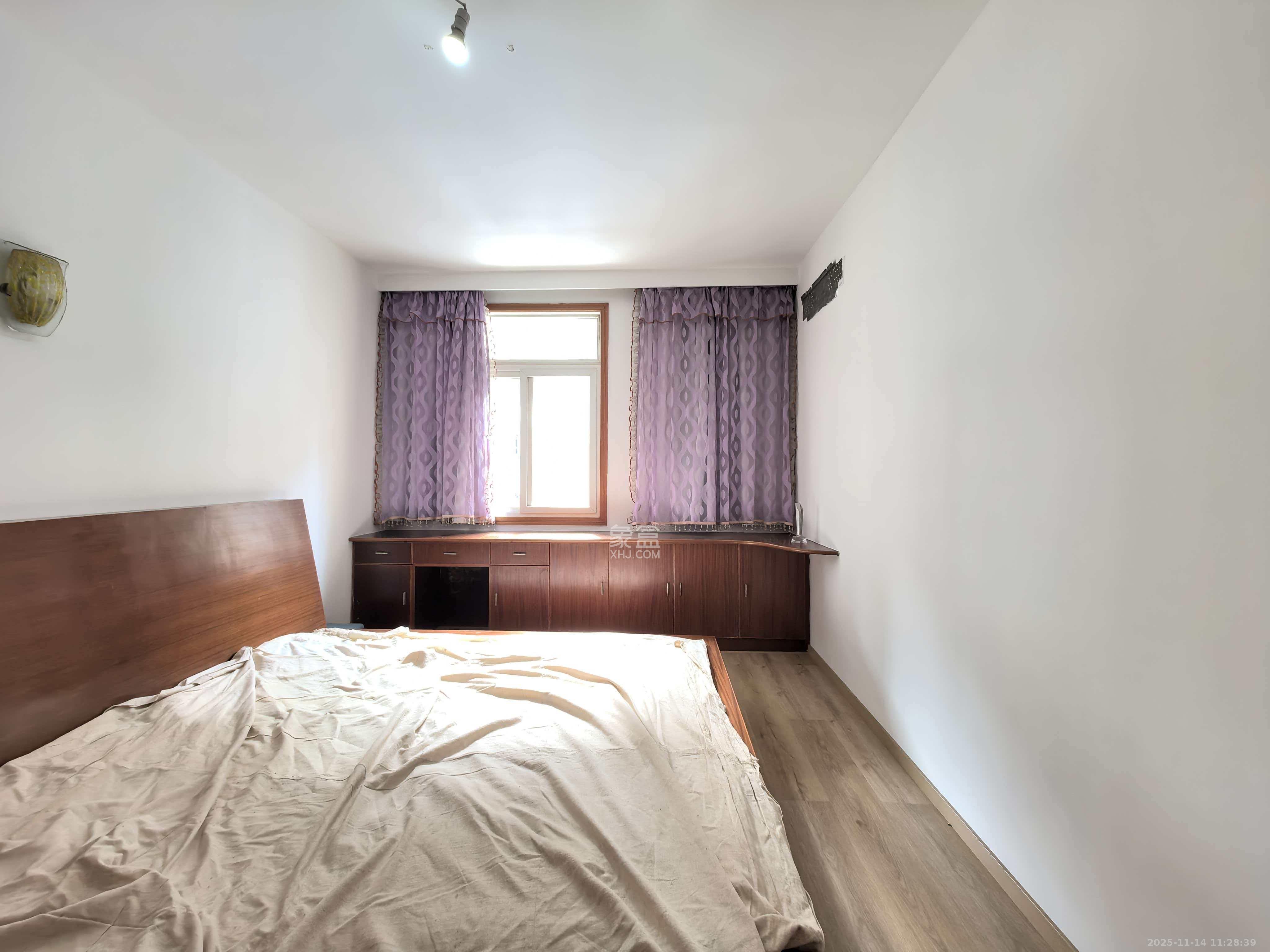 东风二村社区房  2室1厅1卫    2000.0元/月室内图