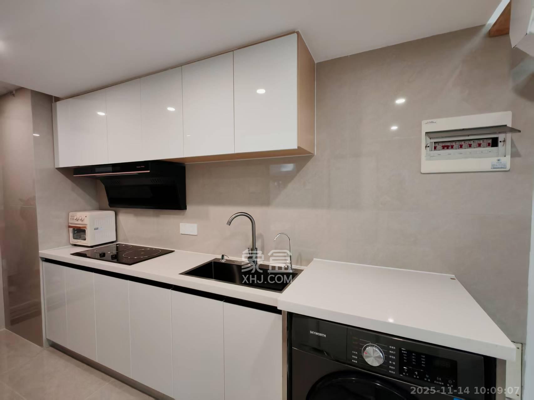 恒伟星中心 2室1厅2卫 2200.0元/月 恒伟星中心 2室1厅2卫 2200.0元/月室内图