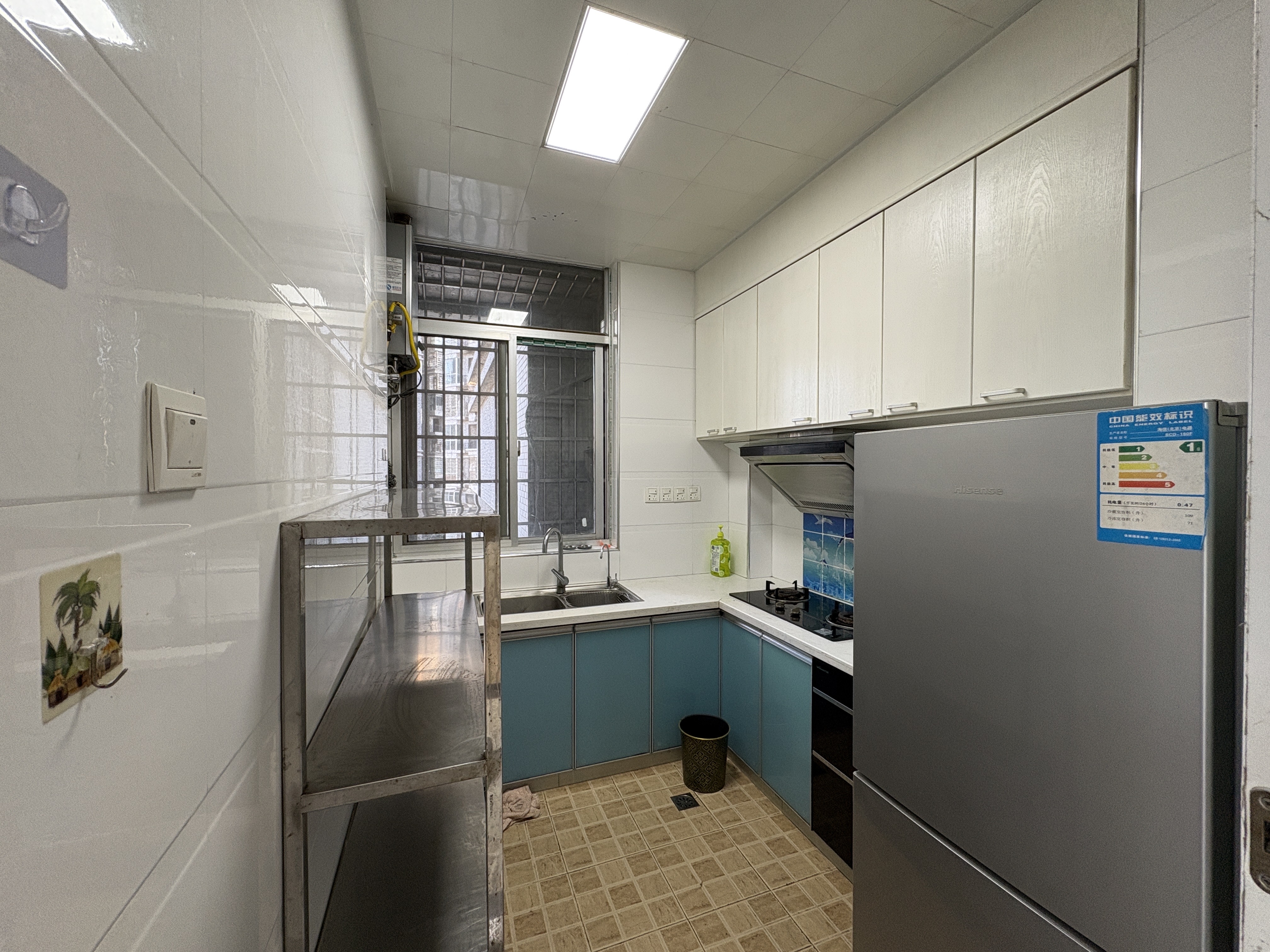 景明佳园 2室2厅1卫 35.8万 景明佳园 2室2厅1卫 35.8万厨房