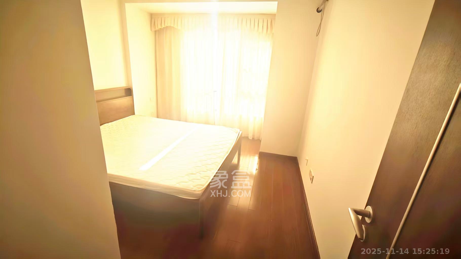 万科金域华府二期 2室2厅1卫 2400.0元/月 万科金域华府二期 2室2厅1卫 2400.0元/月室内图