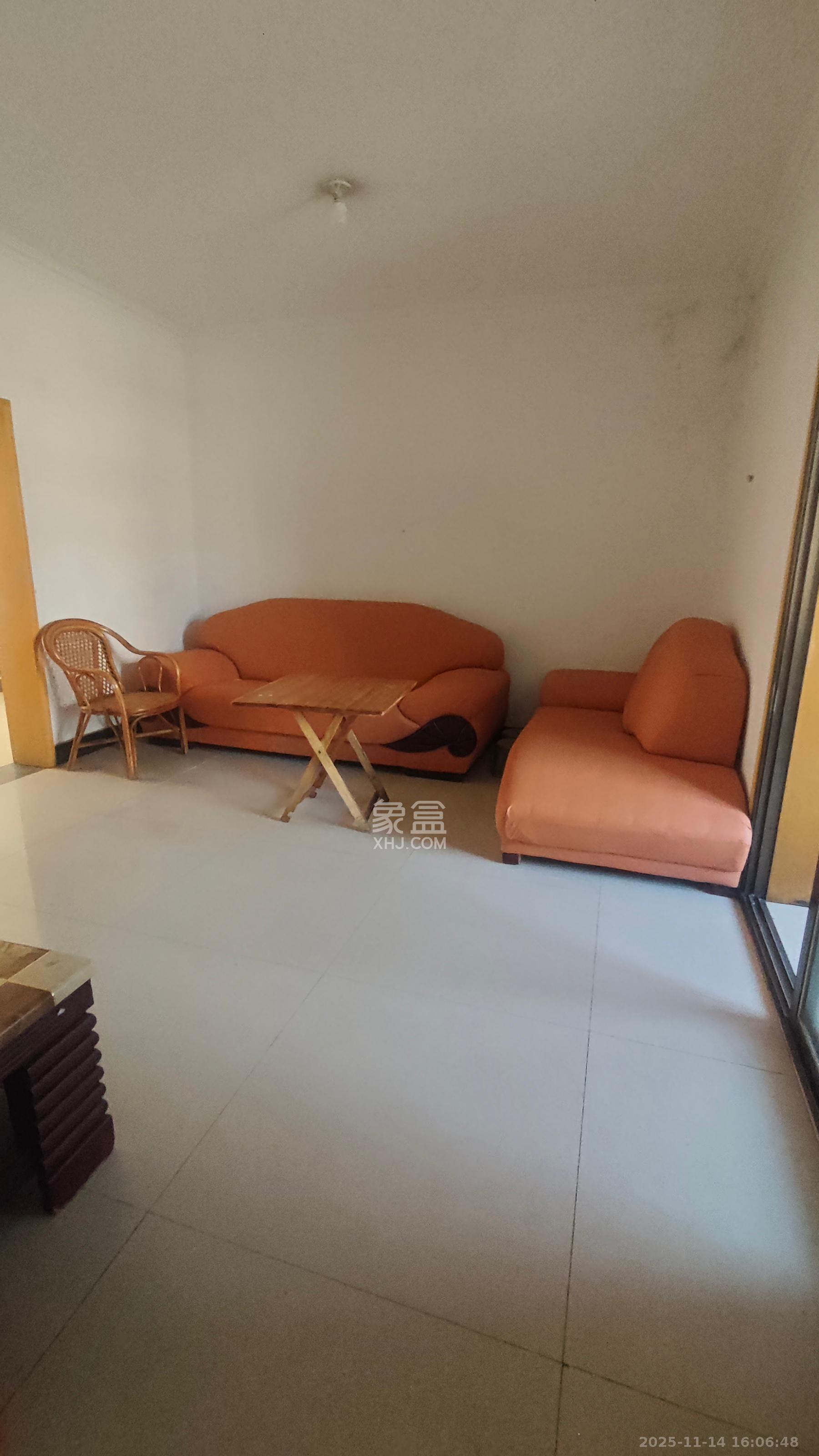 洪西安置小区（洪缘小区）  1室1厅1卫    1200.0元/月