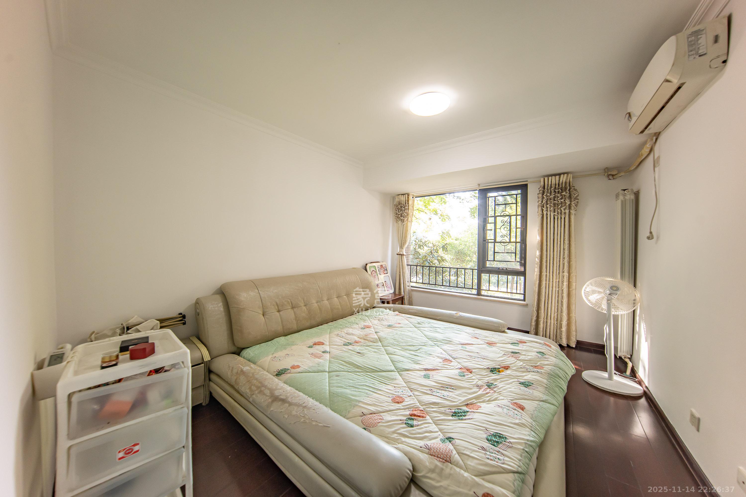 中海国际一期 2室2厅1卫 55.0万 中海国际一期 2室2厅1卫 55.0万卧室