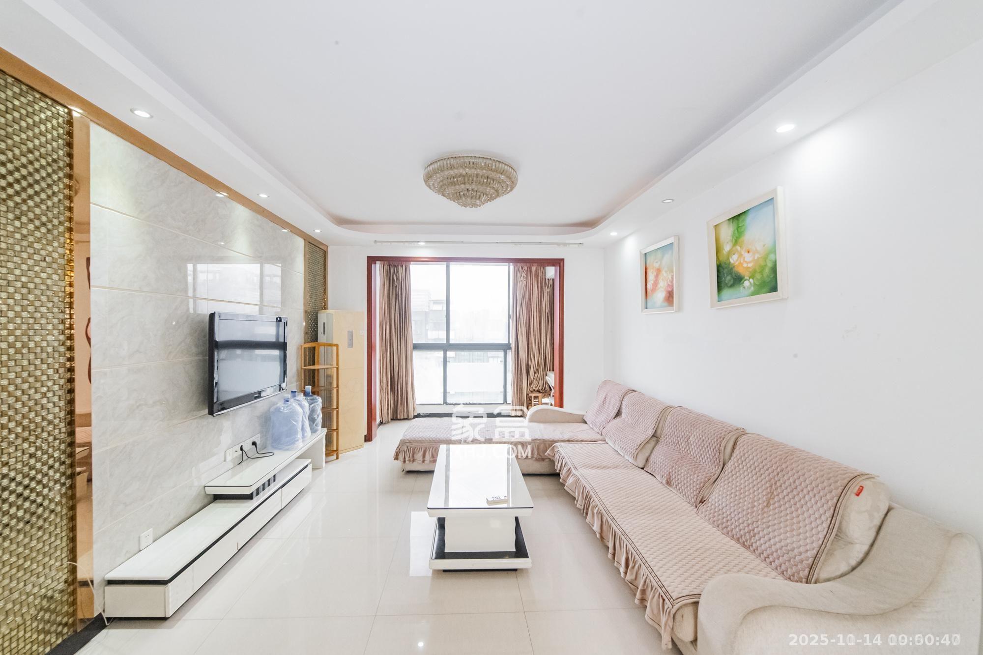 湘江世纪城赏江苑  2室1厅1卫    2000.0元/月室内图