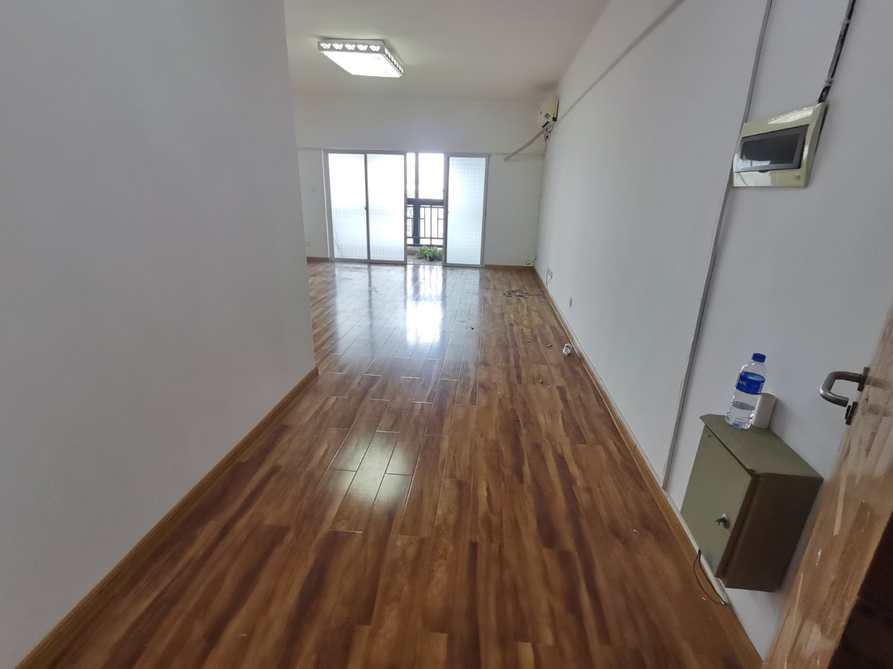 名门广场北区（二期）  3室2厅2卫    3800.0元/月室内图