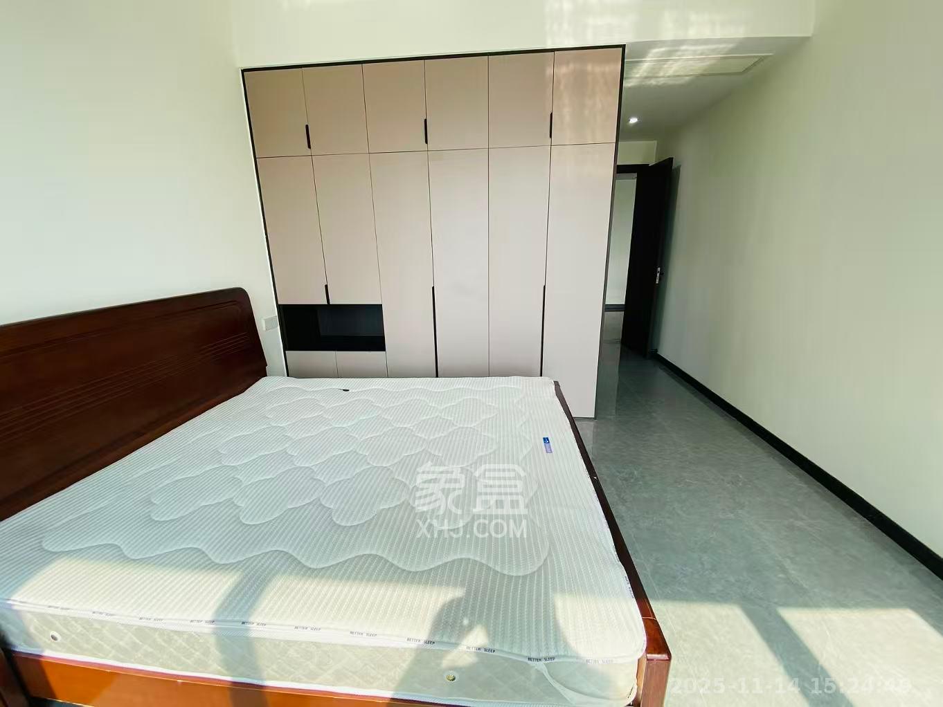 远洋外滩壹号  4室2厅2卫    7500.0元/月室内图