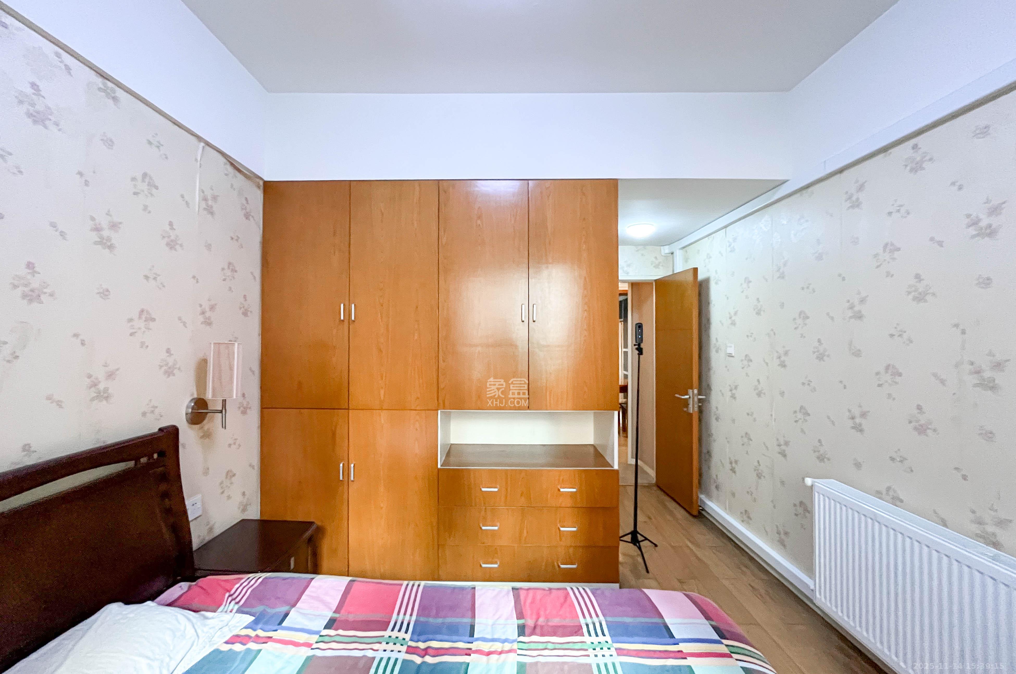 沁园春御院 3室2厅2卫 132.0万 沁园春御院 3室2厅2卫 132.0万其他