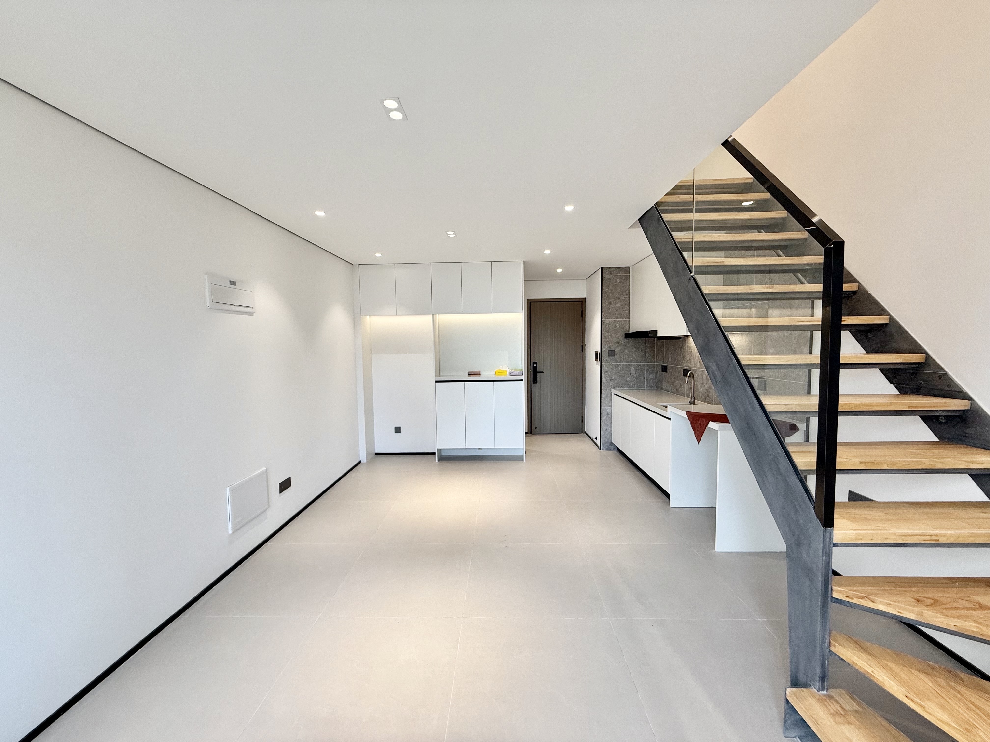 海航豪庭南苑 1室1厅2卫 3200.0元/月 海航豪庭南苑 1室1厅2卫 3200.0元/月室内图