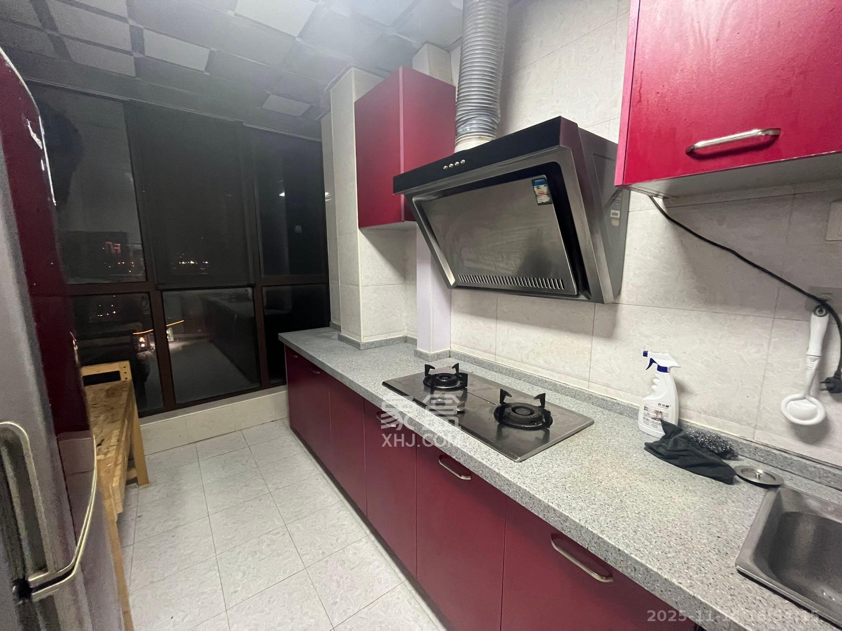 金色溪泉湾 2室1厅1卫 2200.0元/月 金色溪泉湾 2室1厅1卫 2200.0元/月室内图