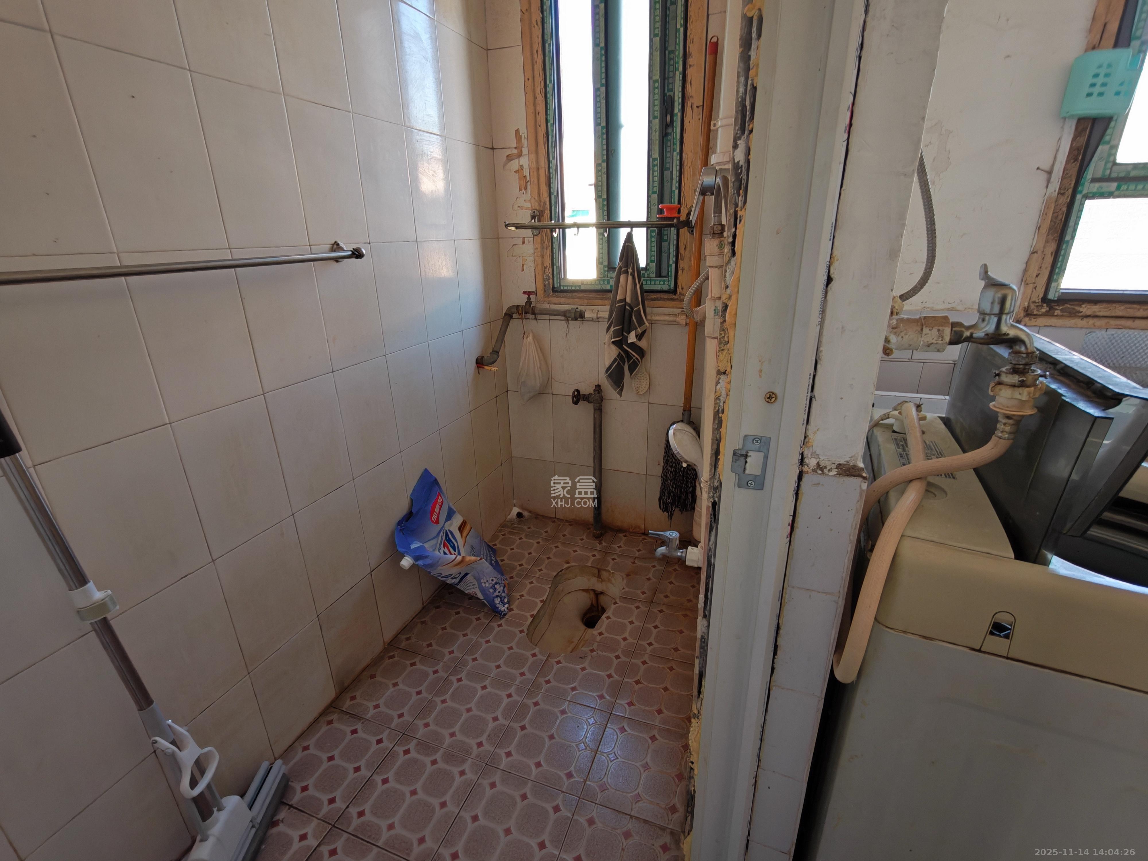 老鸦冲小区 1室1厅1卫 800.0元/月 老鸦冲小区 1室1厅1卫 800.0元/月室内图