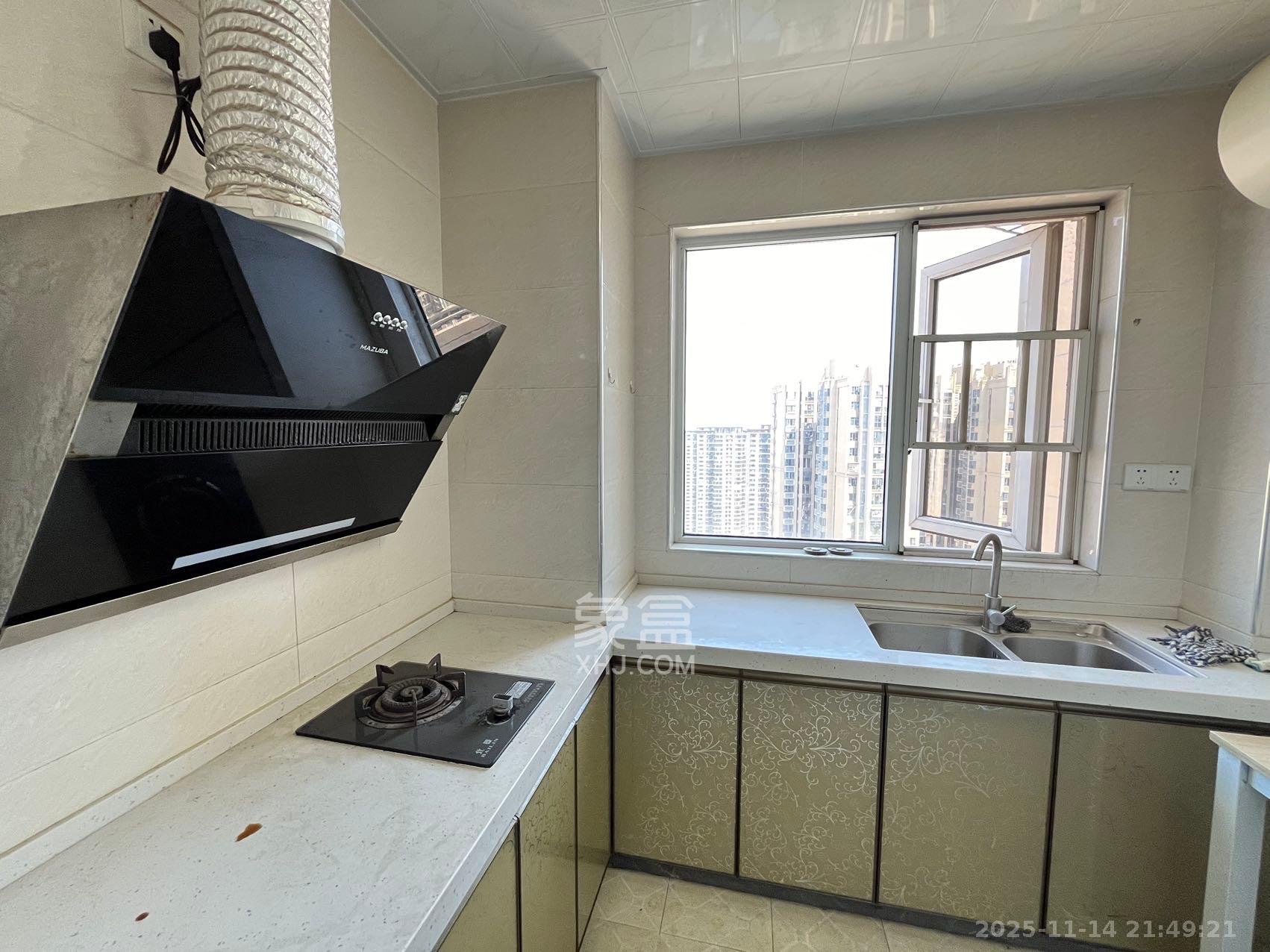 荣盛花语城  1室2厅1卫    1700.0元/月室内图