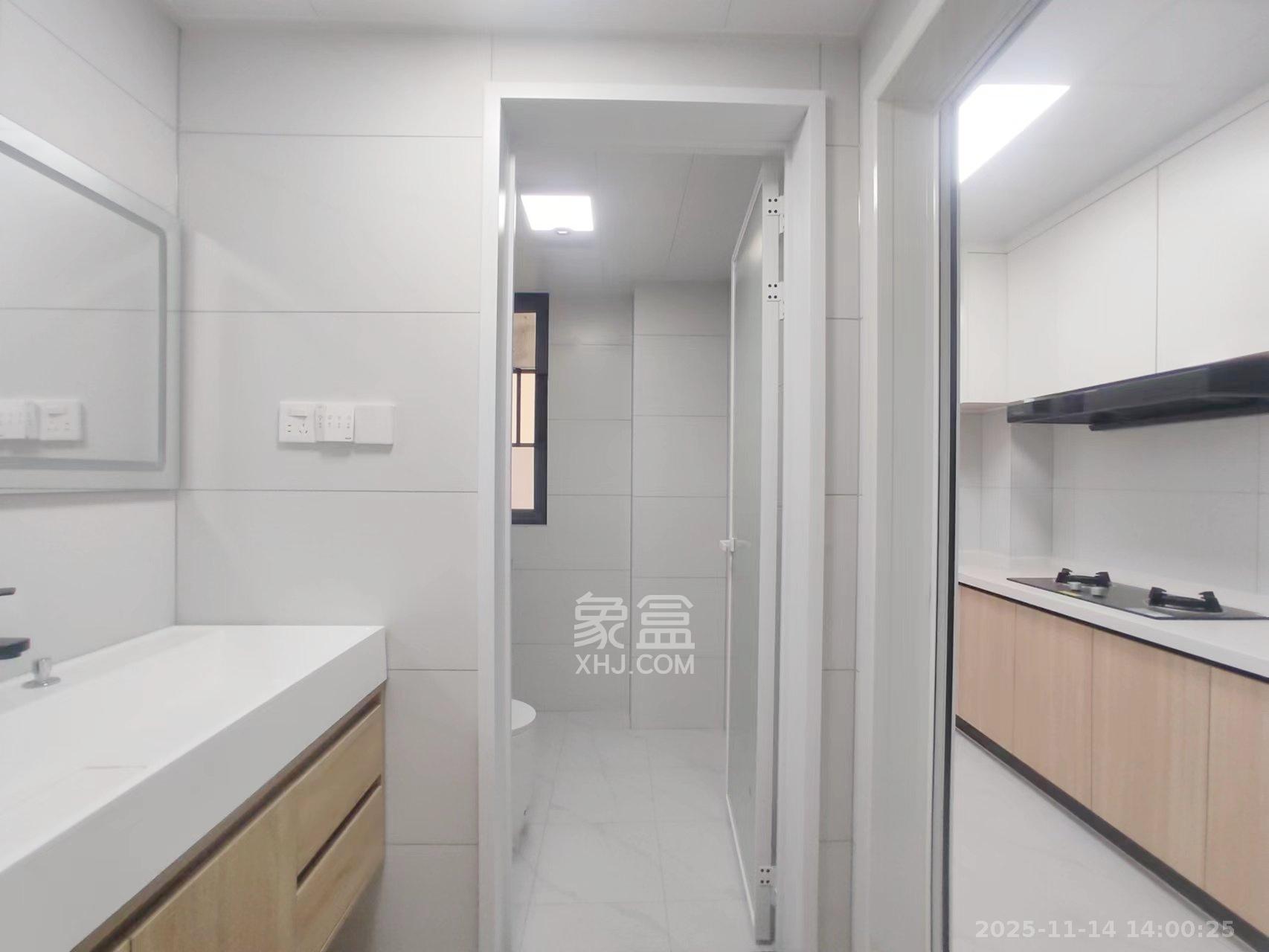 蔷薇国际  1室1厅1卫    1550.0元/月室内图