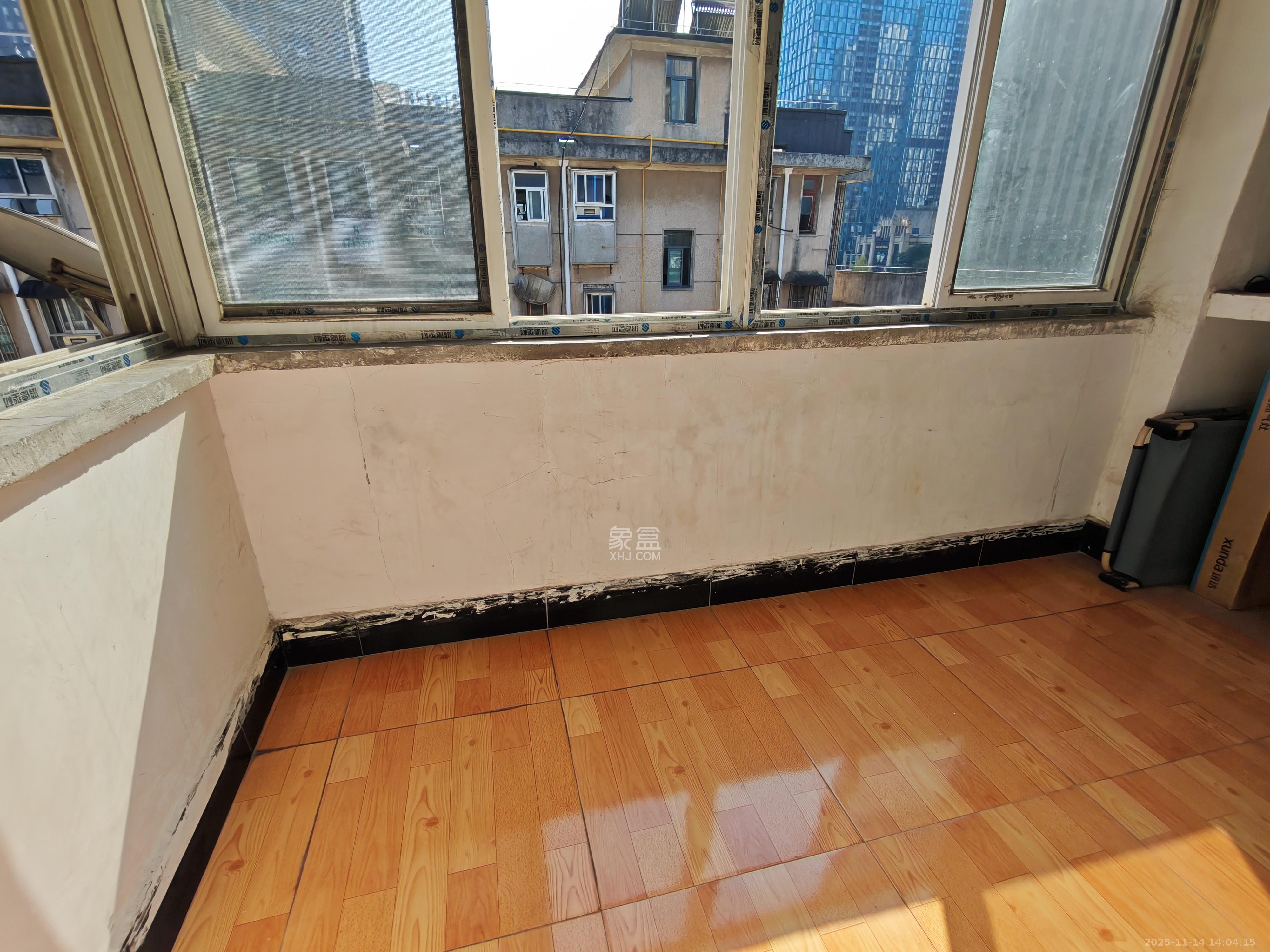 老鸦冲小区  1室1厅1卫    800.0元/月室内图