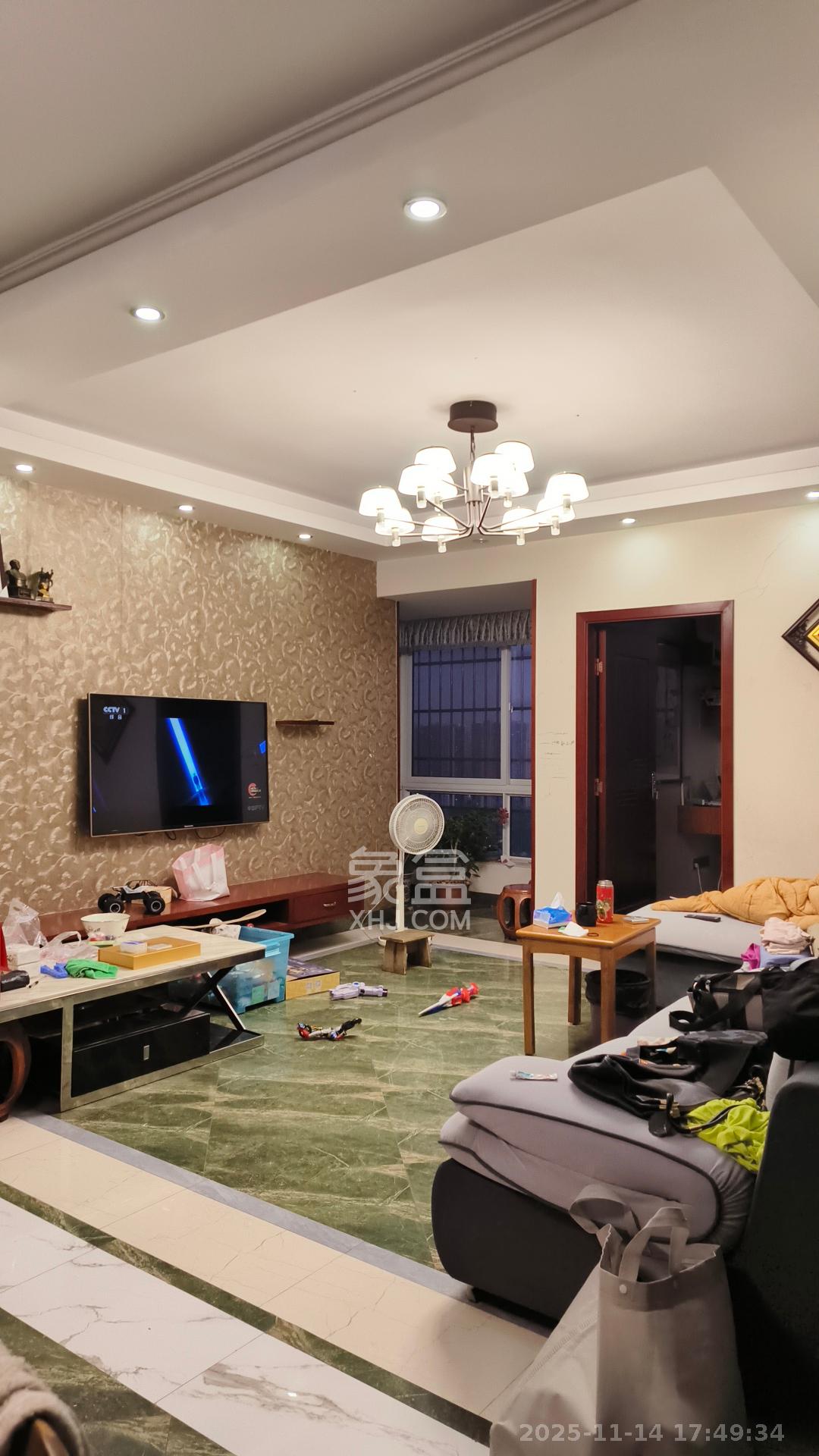 鑫科明珠  3室2厅1卫    2800.0元/月