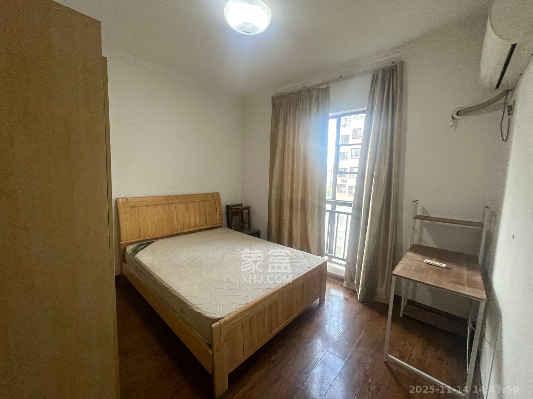 金房奥斯卡  4室2厅1卫    2300.0元/月室内图