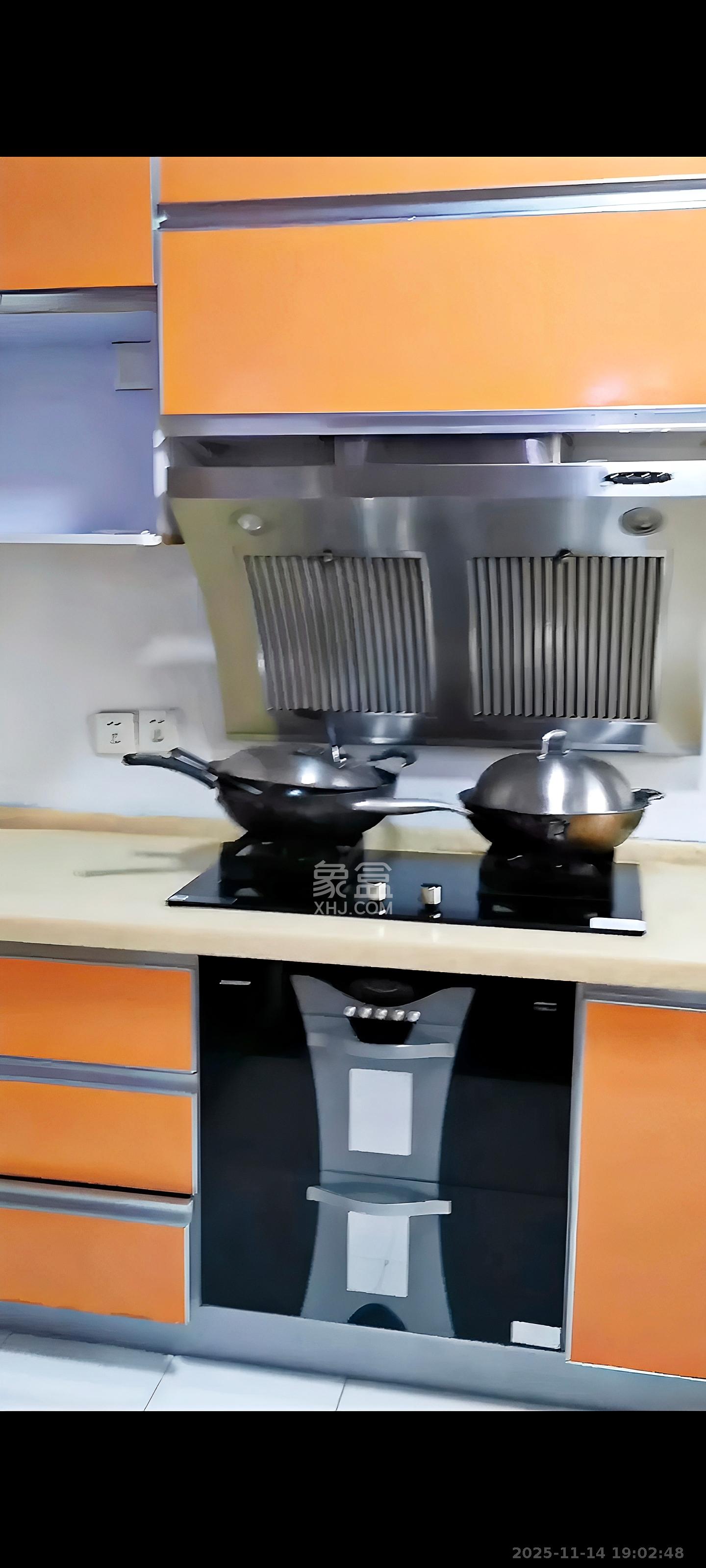 长房西郡  2室2厅1卫    2000.0元/月室内图