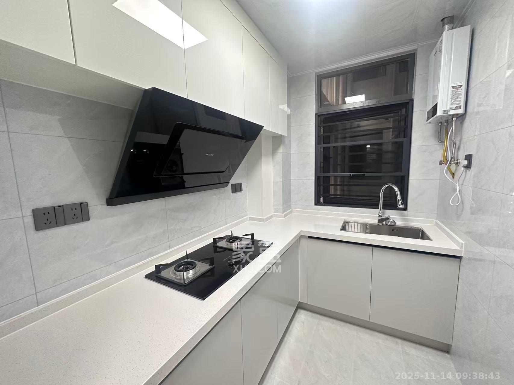 湖湘时代名邸公园壹号 2室2厅1卫 2600.0元/月 湖湘时代名邸公园壹号 2室2厅1卫 2600.0元/月室内图