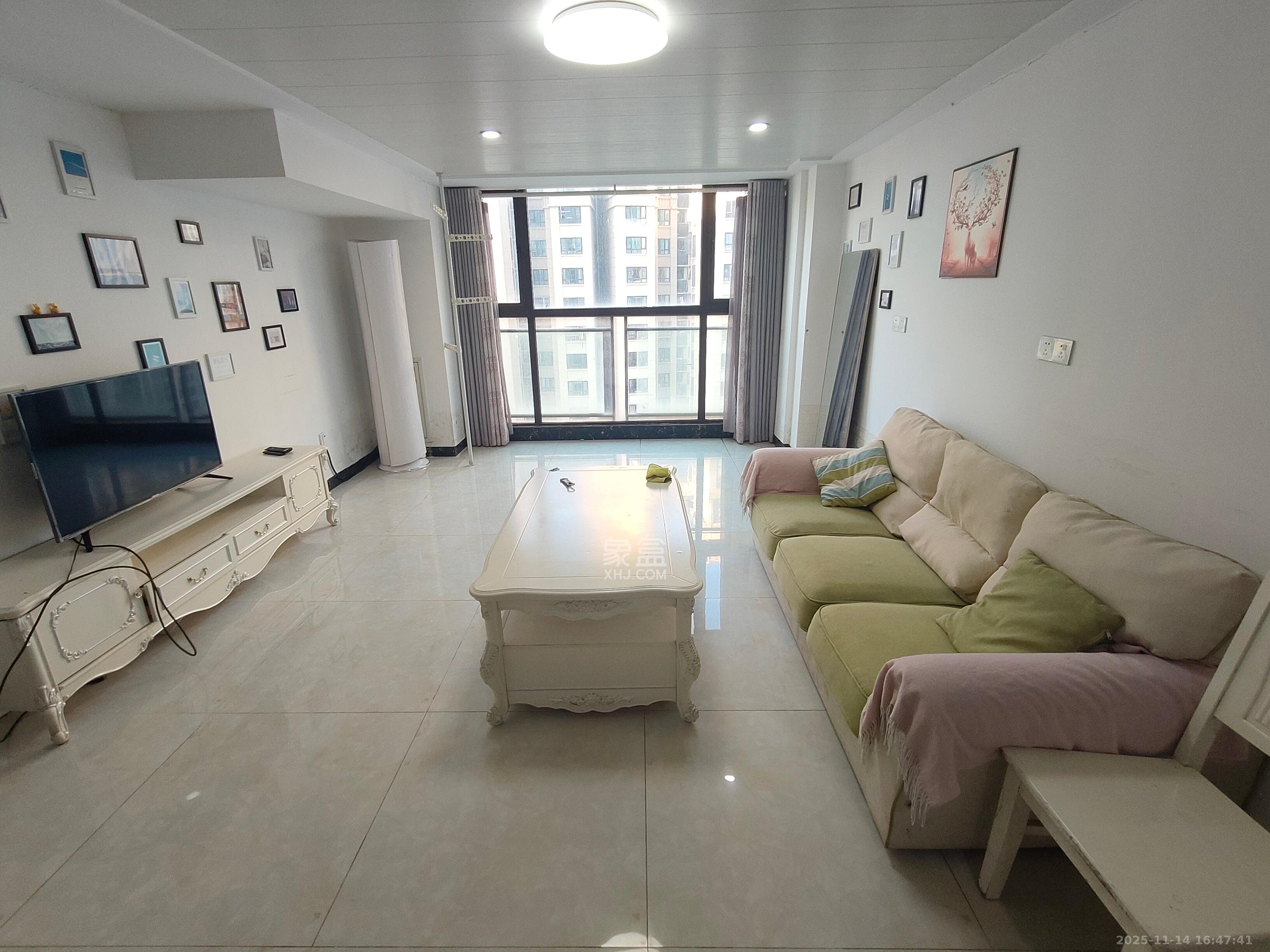 金科时代中心  1室1厅1卫    1500.0元/月室内图