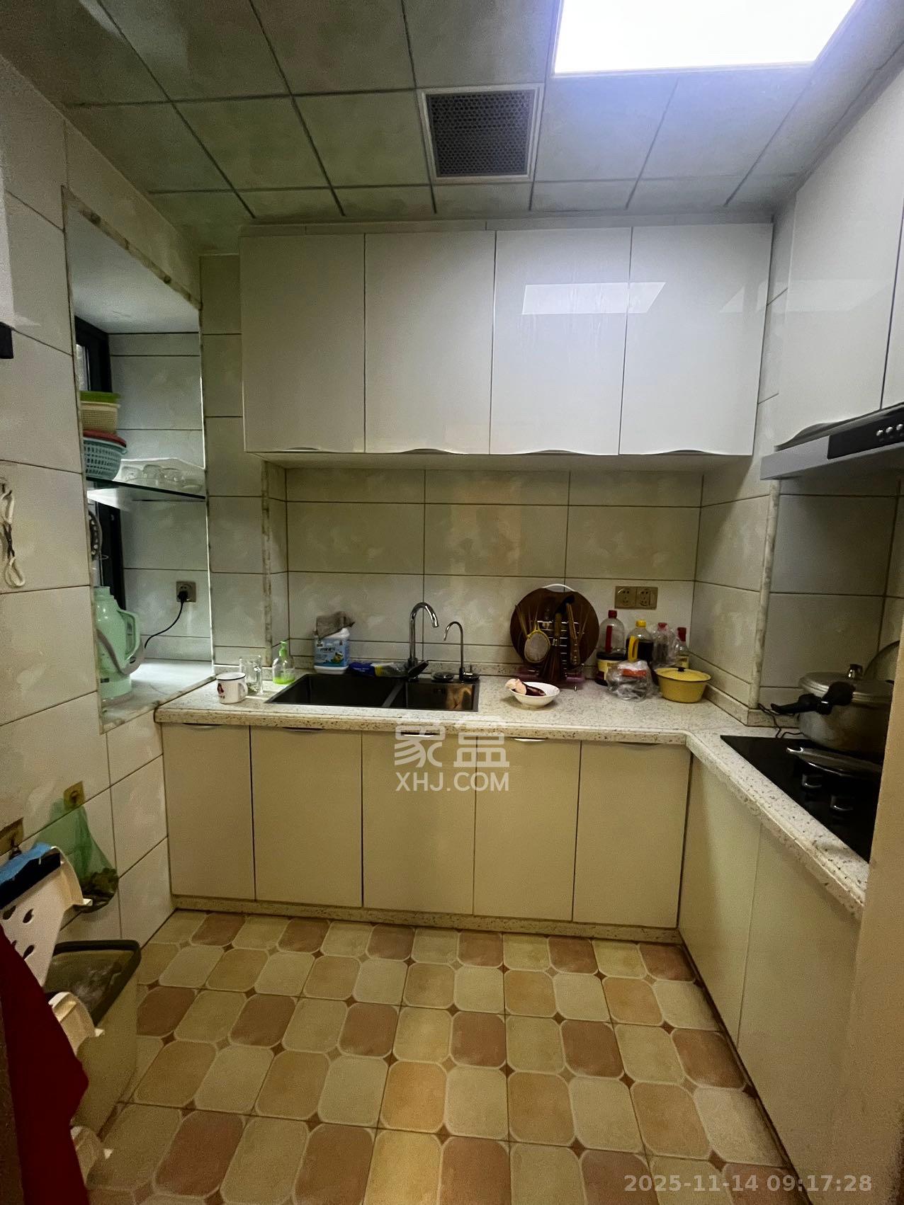 和润园一、二期  2室2厅1卫    1850.0元/月室内图