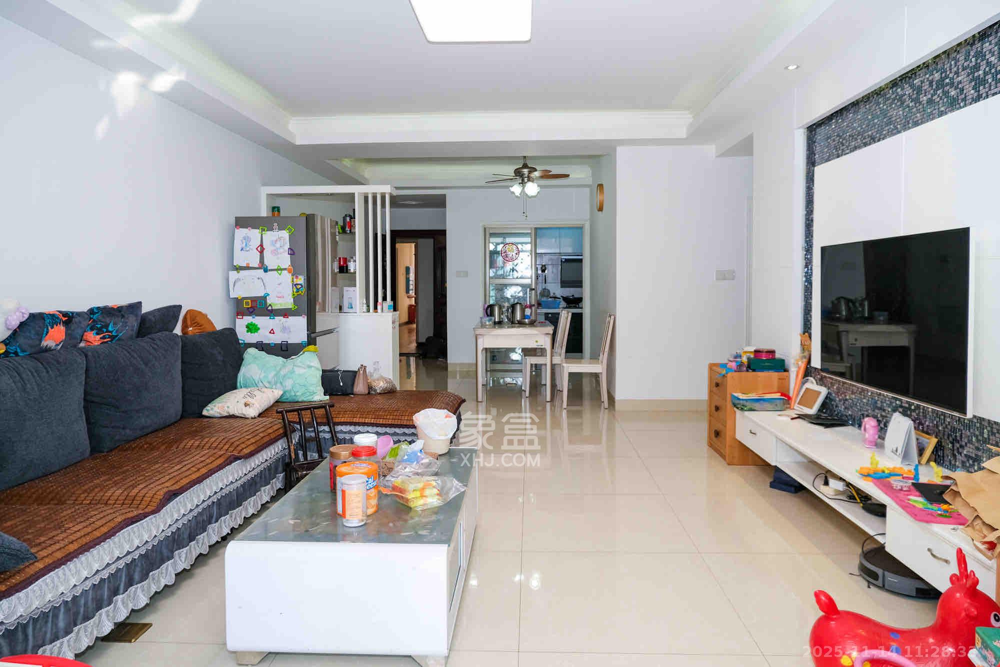 好望谷 3室2厅2卫 2000.0元/月 好望谷 3室2厅2卫 2000.0元/月室内图