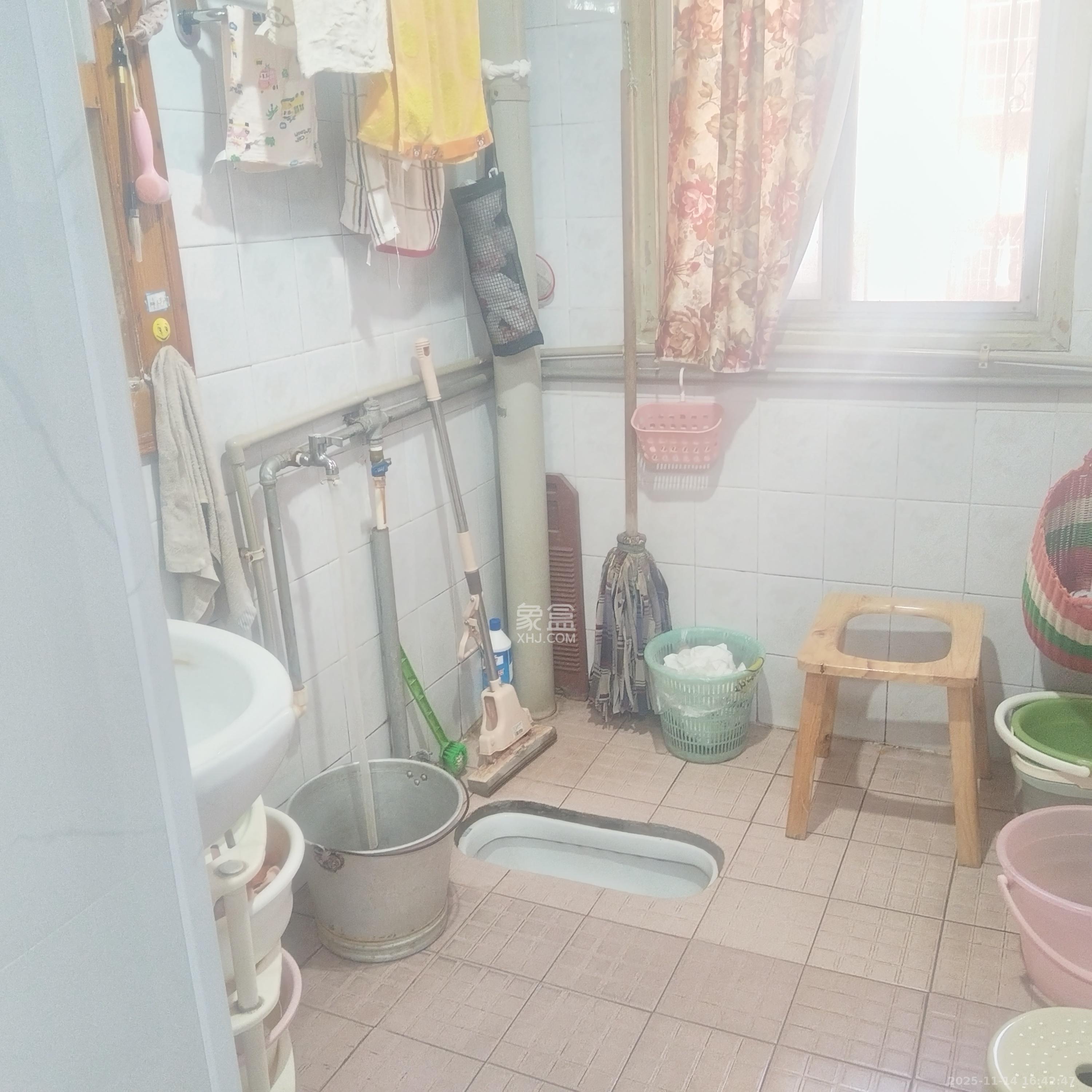 西站宿舍  1室0厅0卫    1600.0元/月室内图