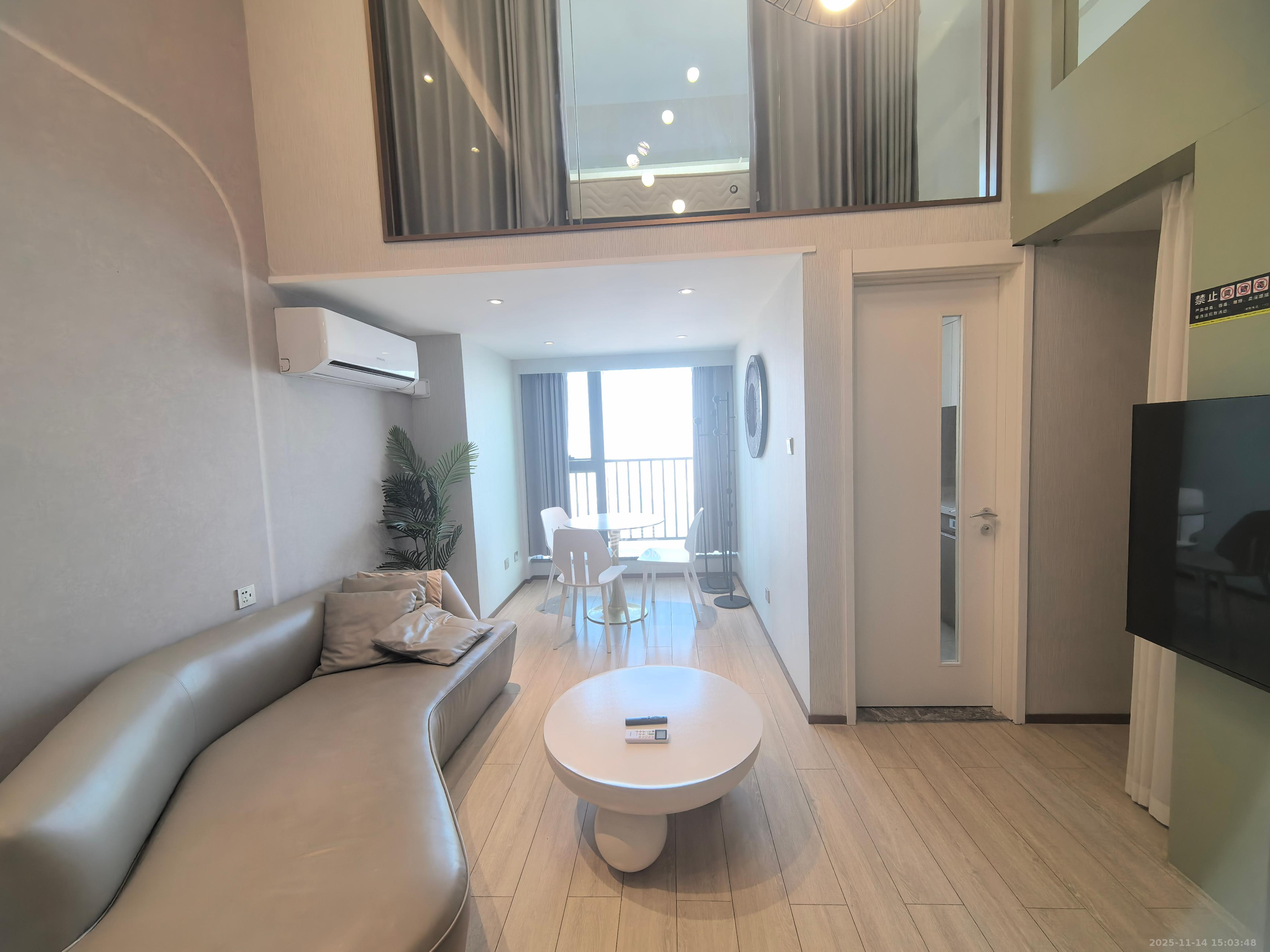 华远华时代  2室2厅1卫    2900.0元/月