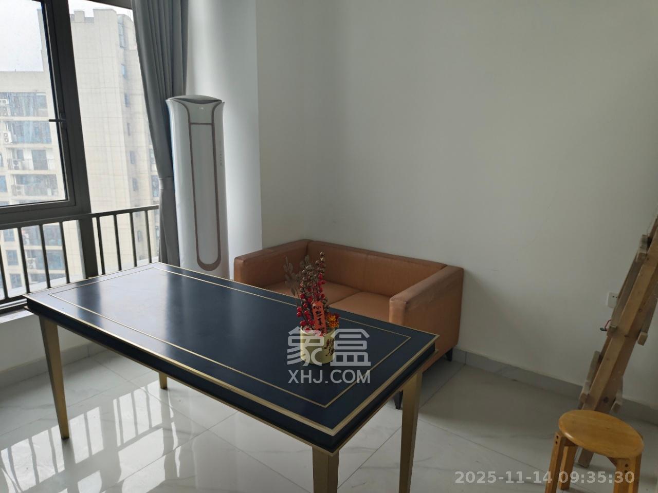 梅溪湖金茂湾  2室1厅2卫    3200.0元/月室内图