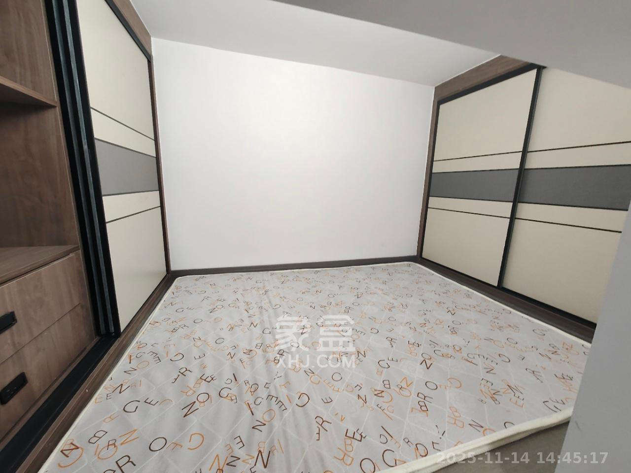 卓越江岸  1室1厅1卫    1500.0元/月室内图