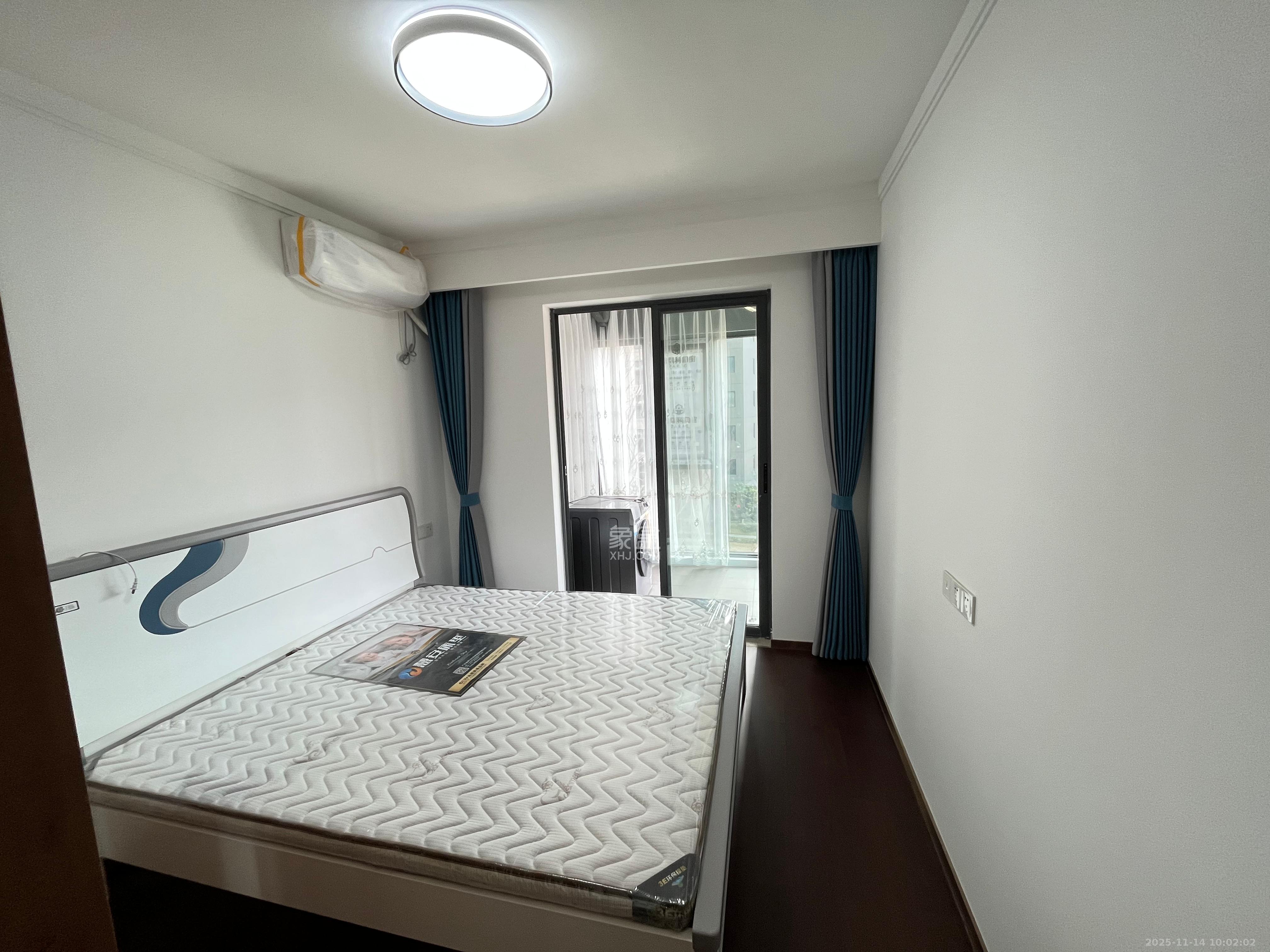 旭辉都会山  3室2厅2卫    4000.0元/月室内图