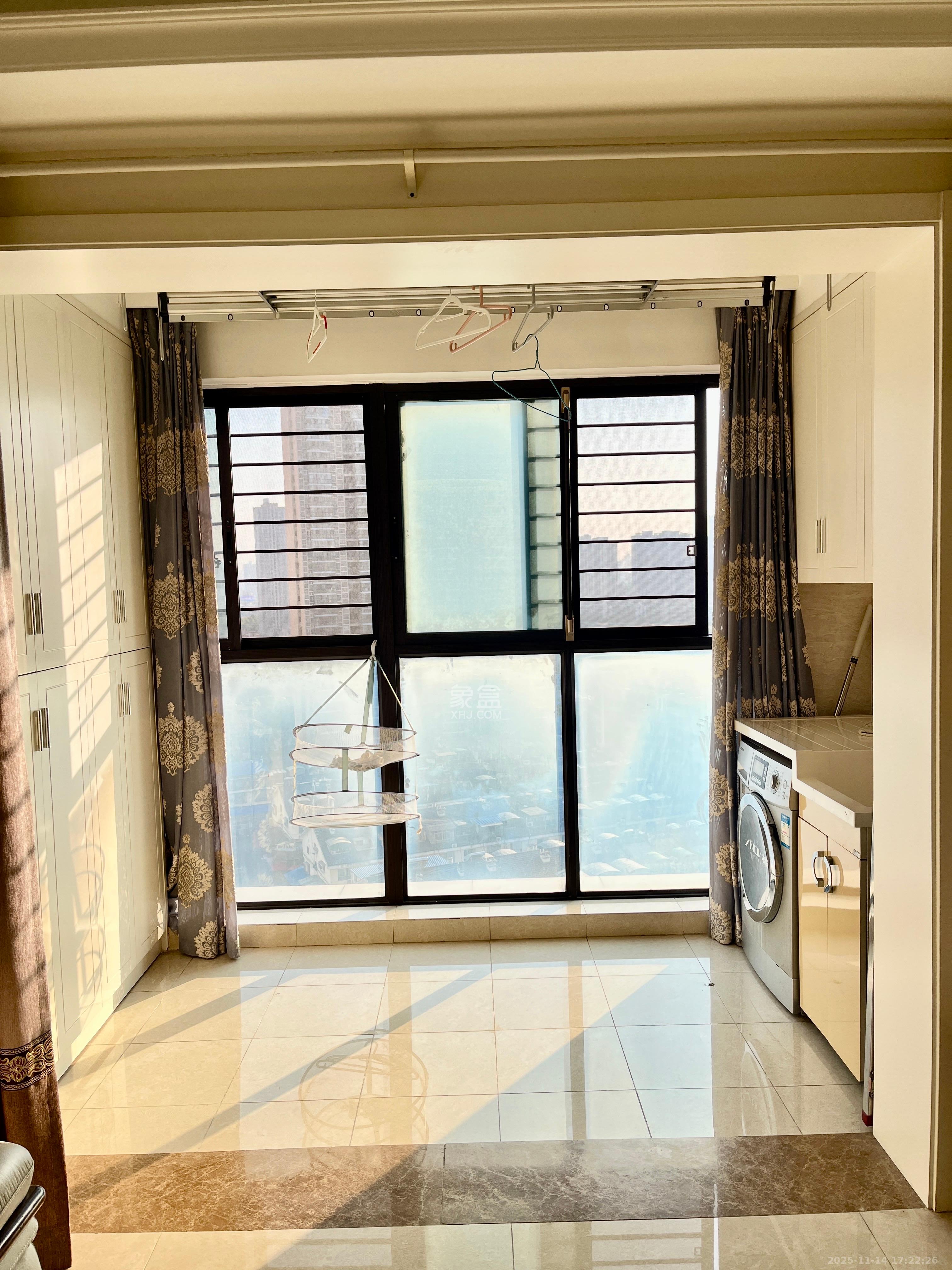 海洋半岛（月珑湾）  3室2厅1卫    2600.0元/月室内图