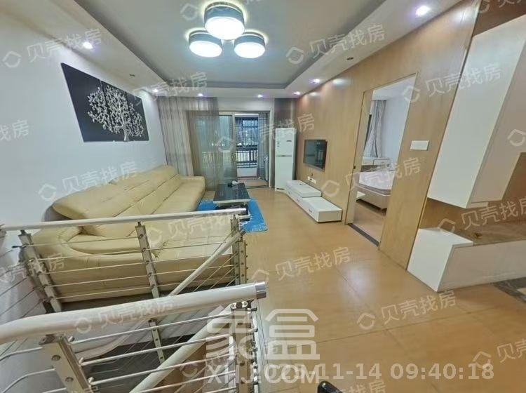 三一街区  1室3厅1卫    3000.0元/月室内图