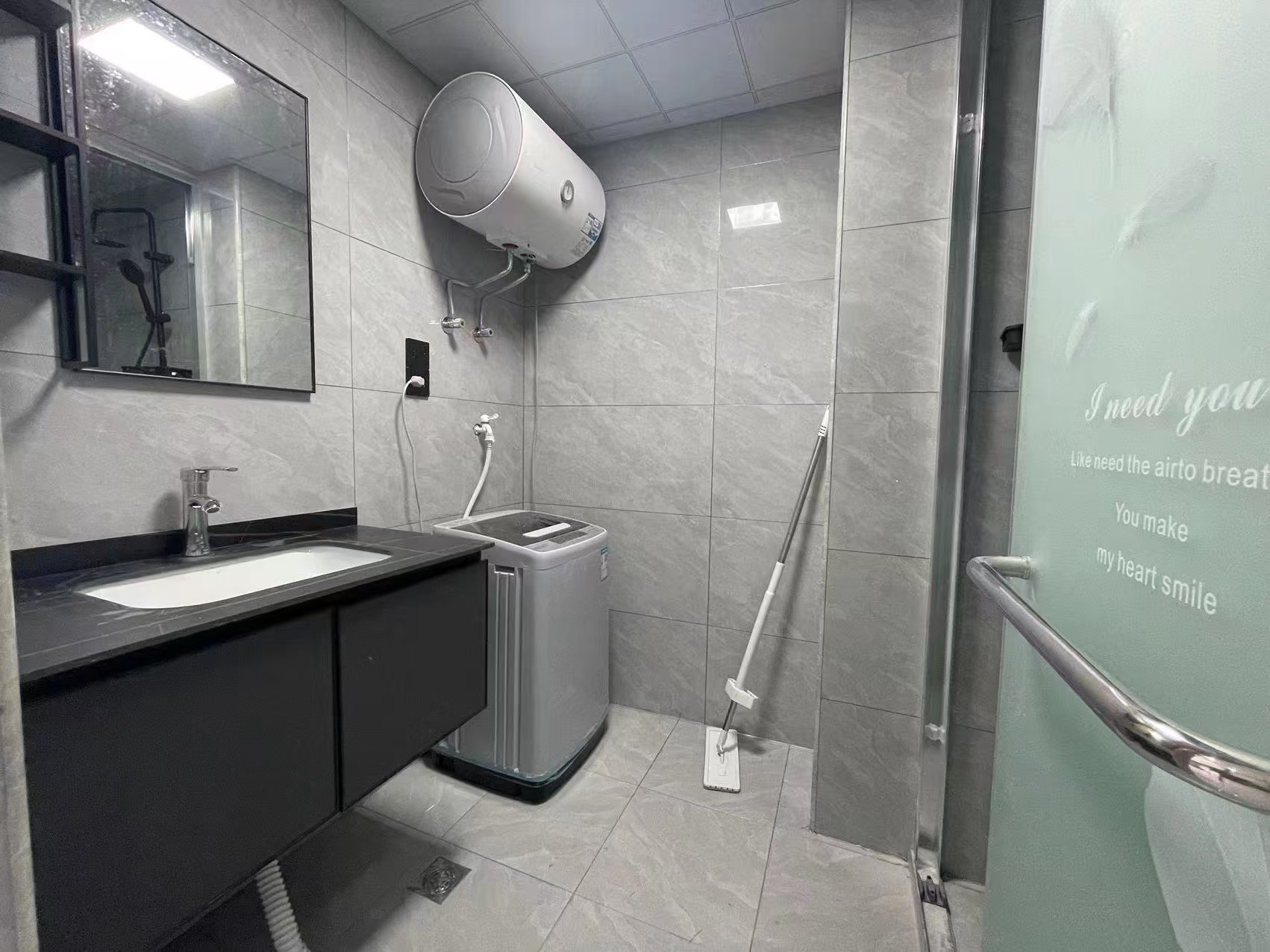 融冠乐城  1室1厅1卫    1500.0元/月室内图