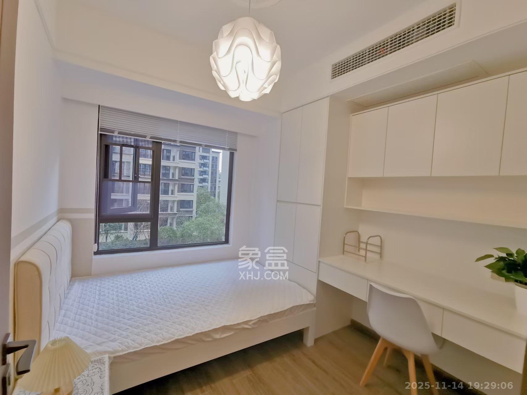 金茂建发泊悦  4室2厅2卫    5280.0元/月室内图