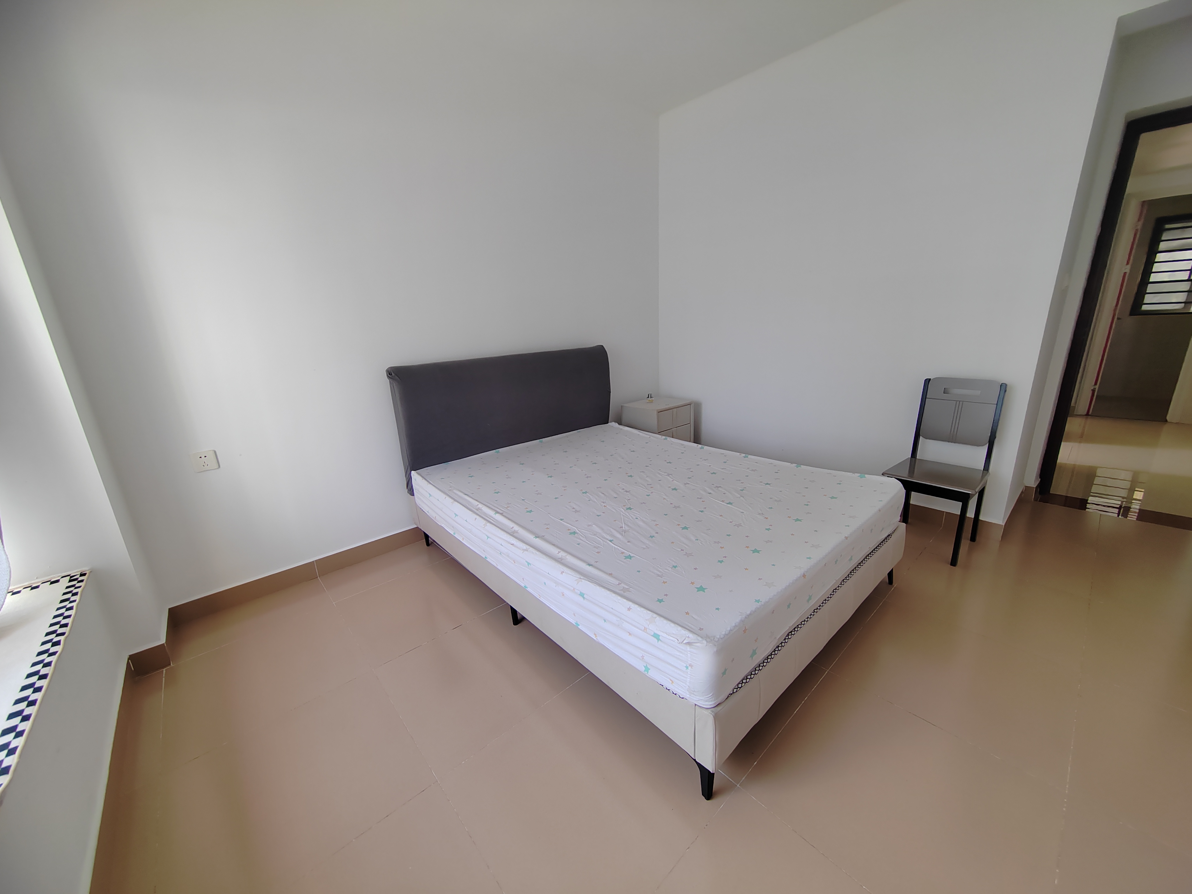 冠盛天耀园  3室2厅1卫    2600.0元/月