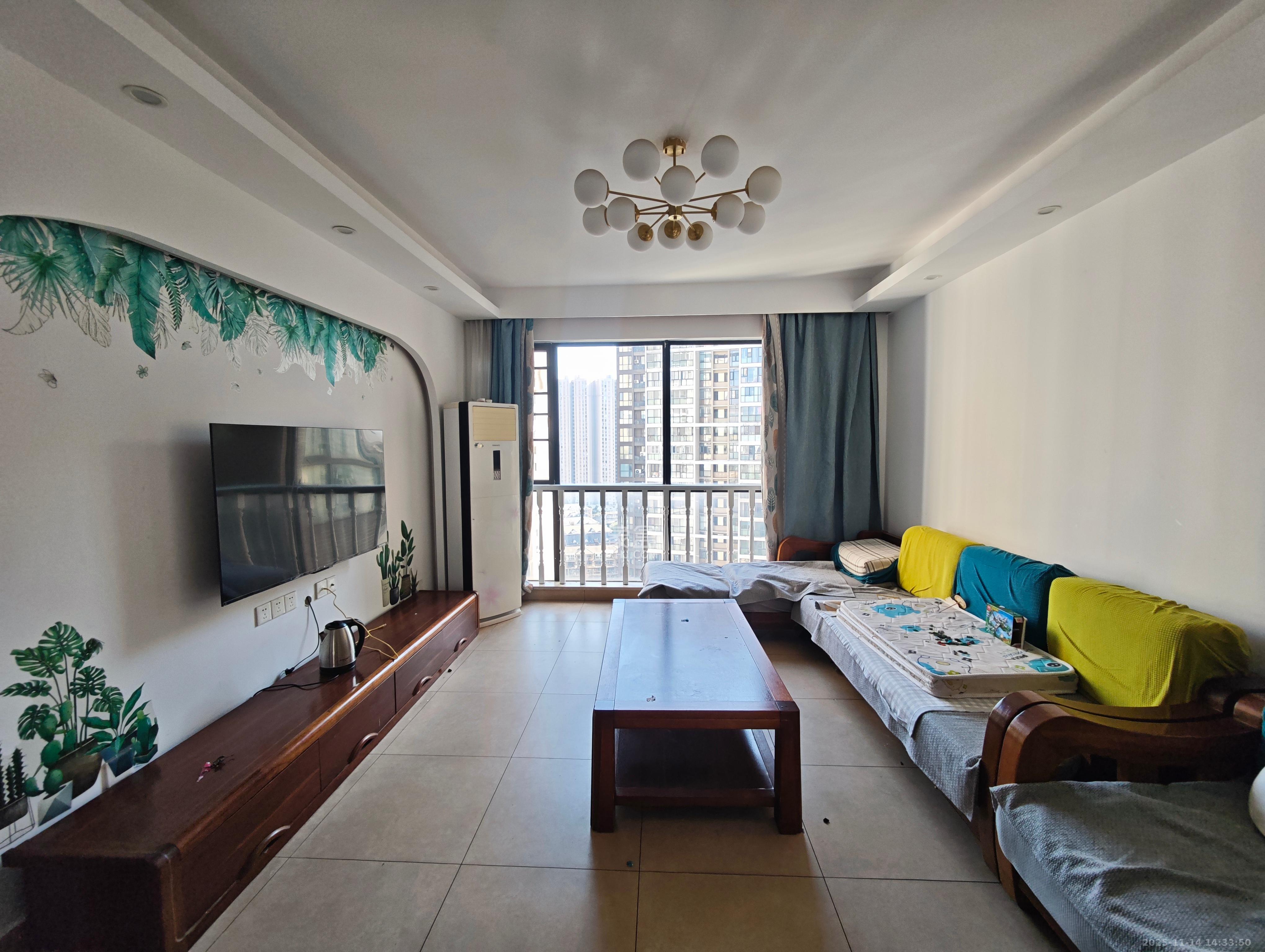 融科东南海 4室2厅2卫 3200.0元/月 融科东南海 4室2厅2卫 3200.0元/月室内图