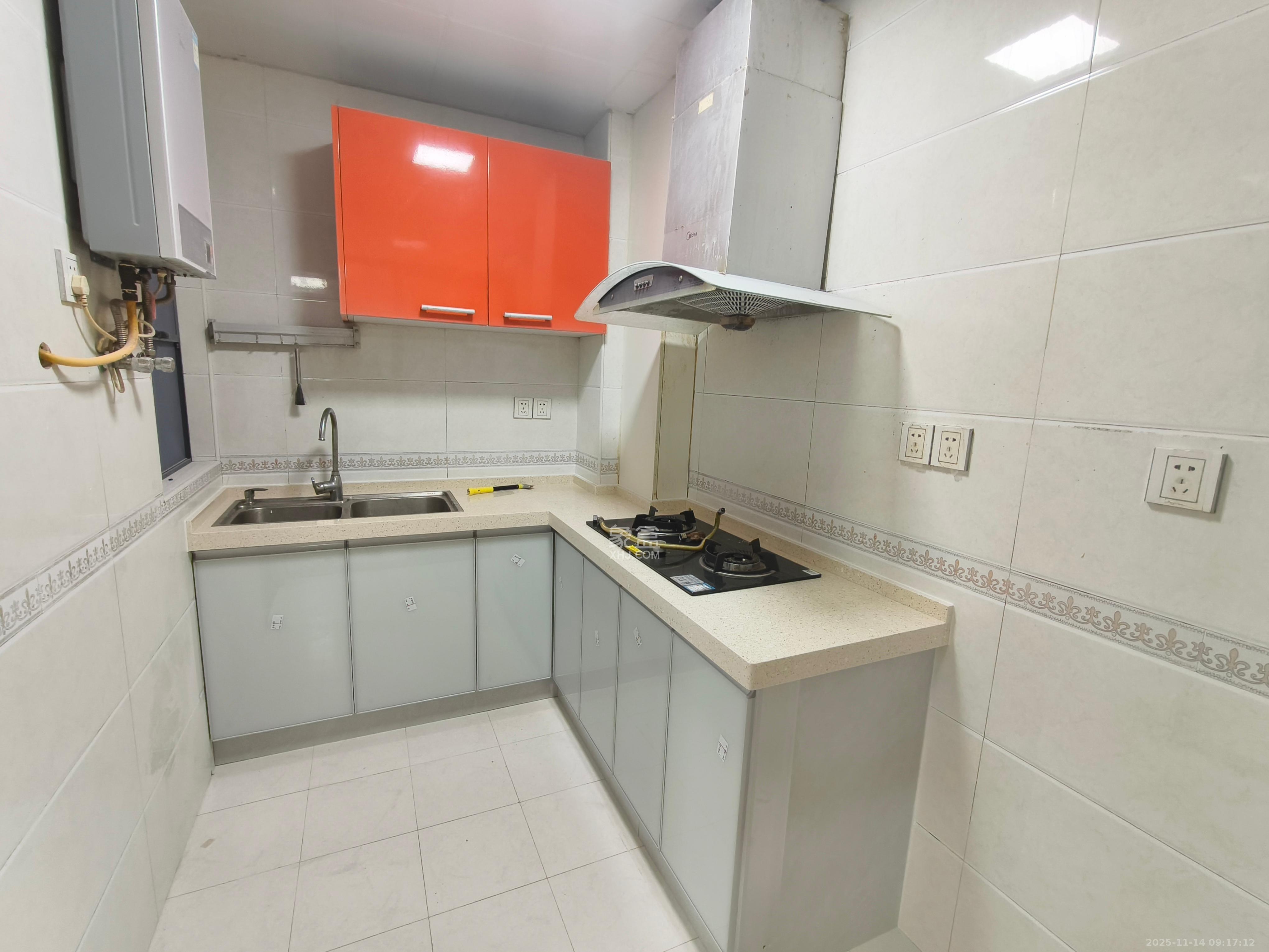 湘江锦绣  2室2厅1卫    2000.0元/月室内图