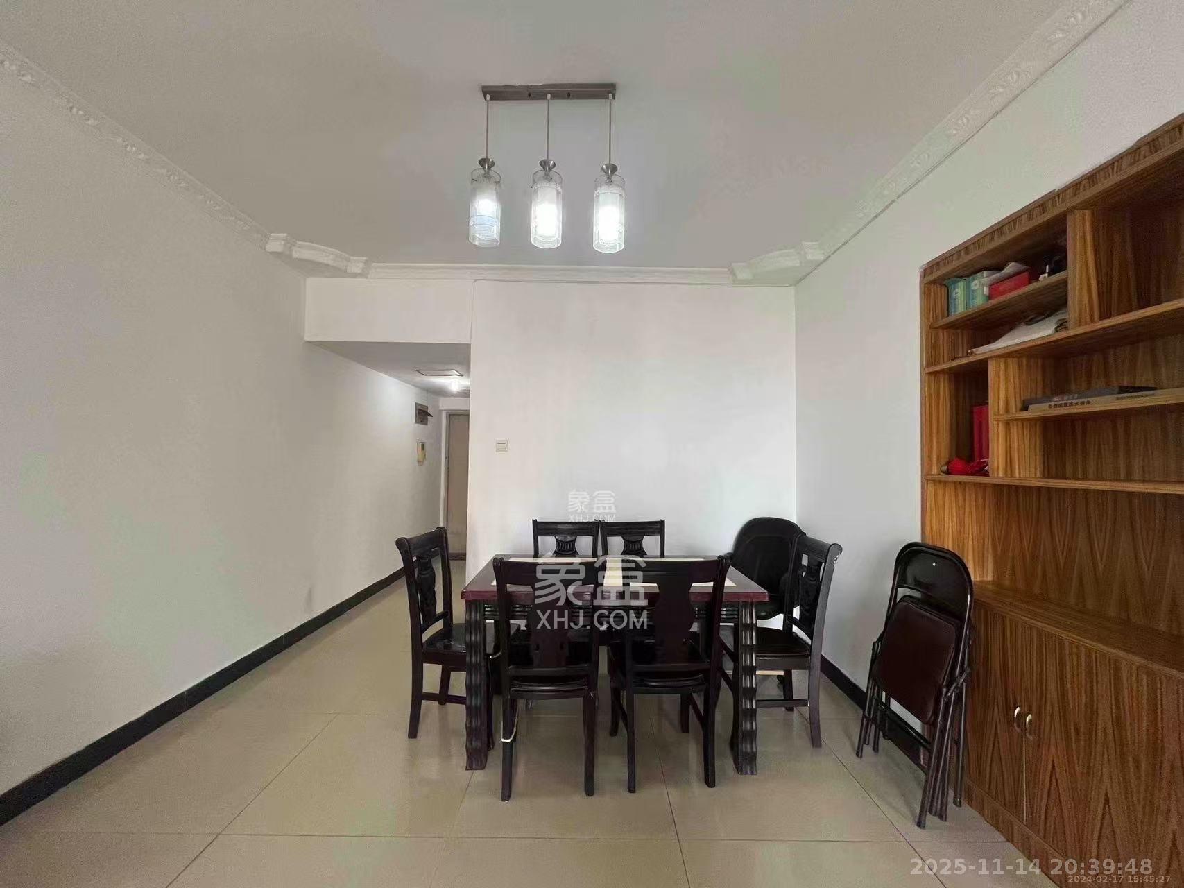 金碧文华 1室2厅1卫 2000.0元/月 金碧文华 1室2厅1卫 2000.0元/月室内图